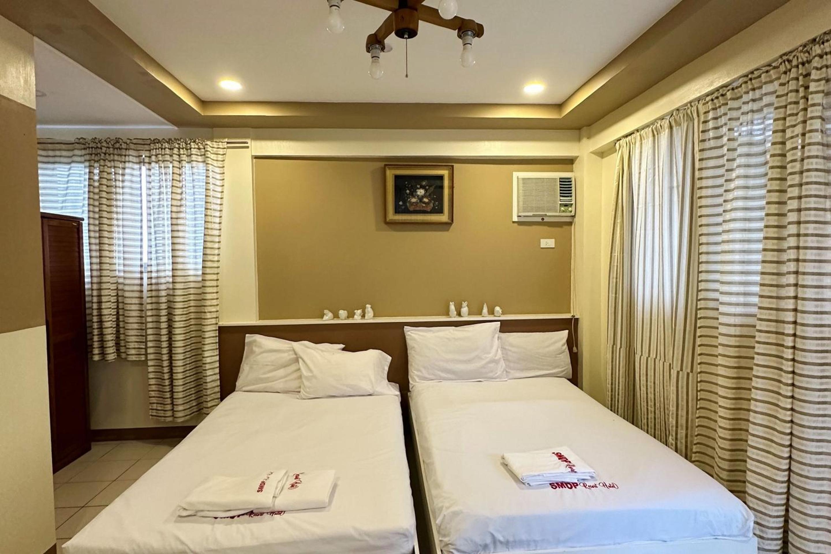 Deluxe Room - Photo 3