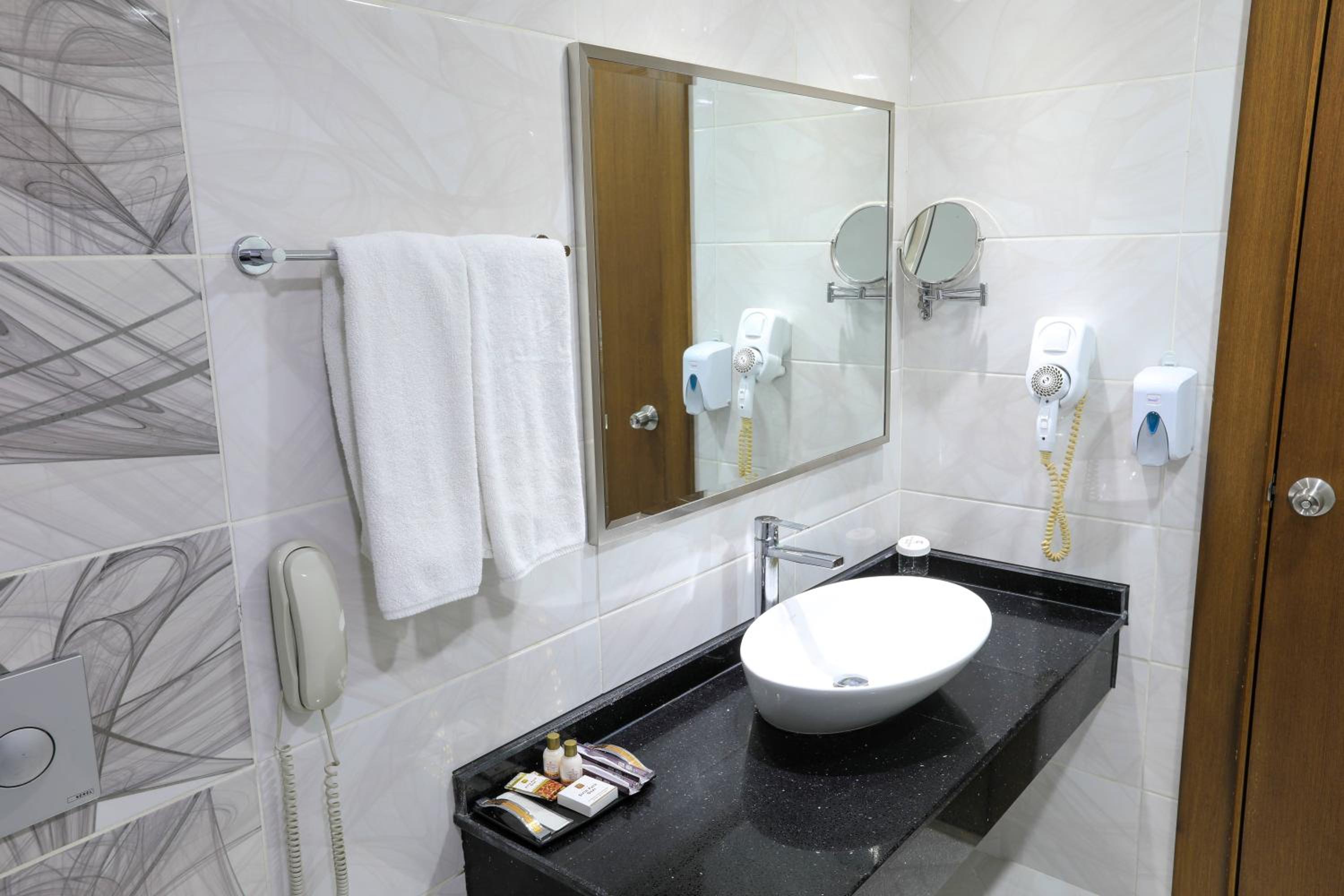 Standard Triple Room photo 2