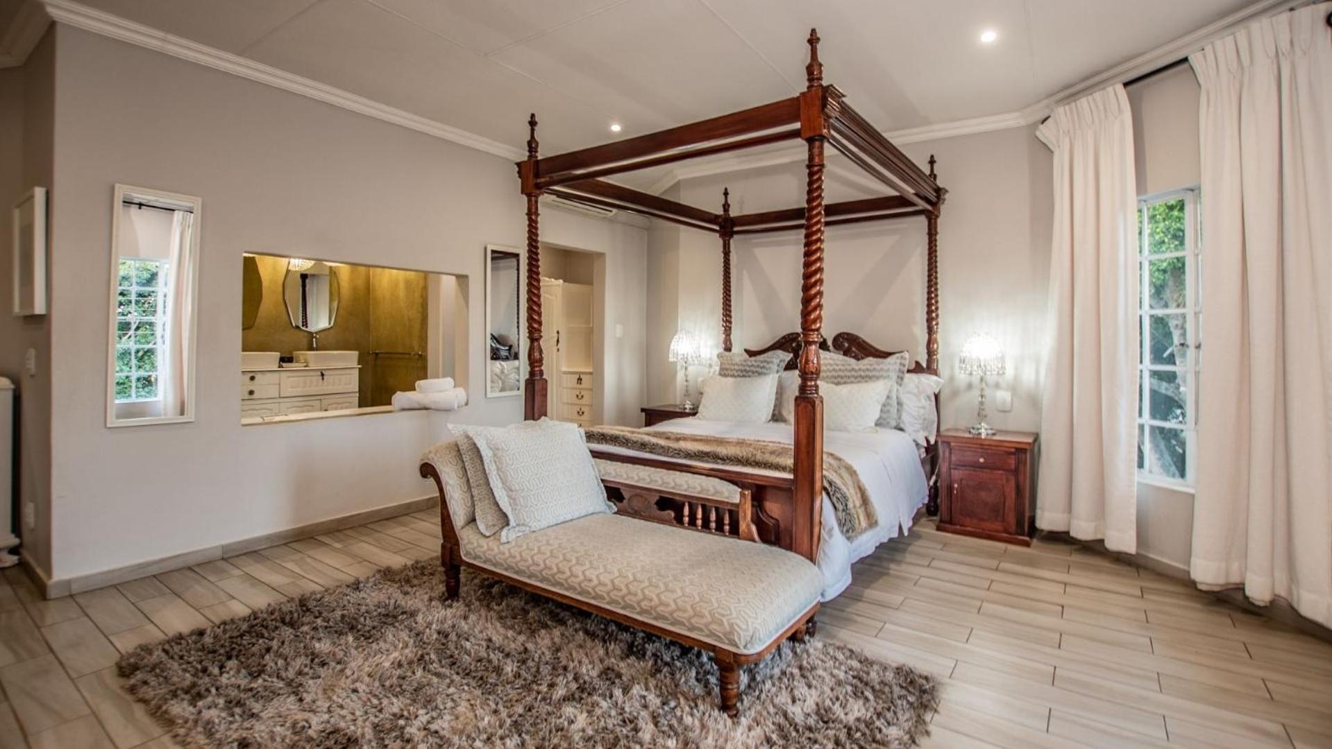 Executive Suite photo 3