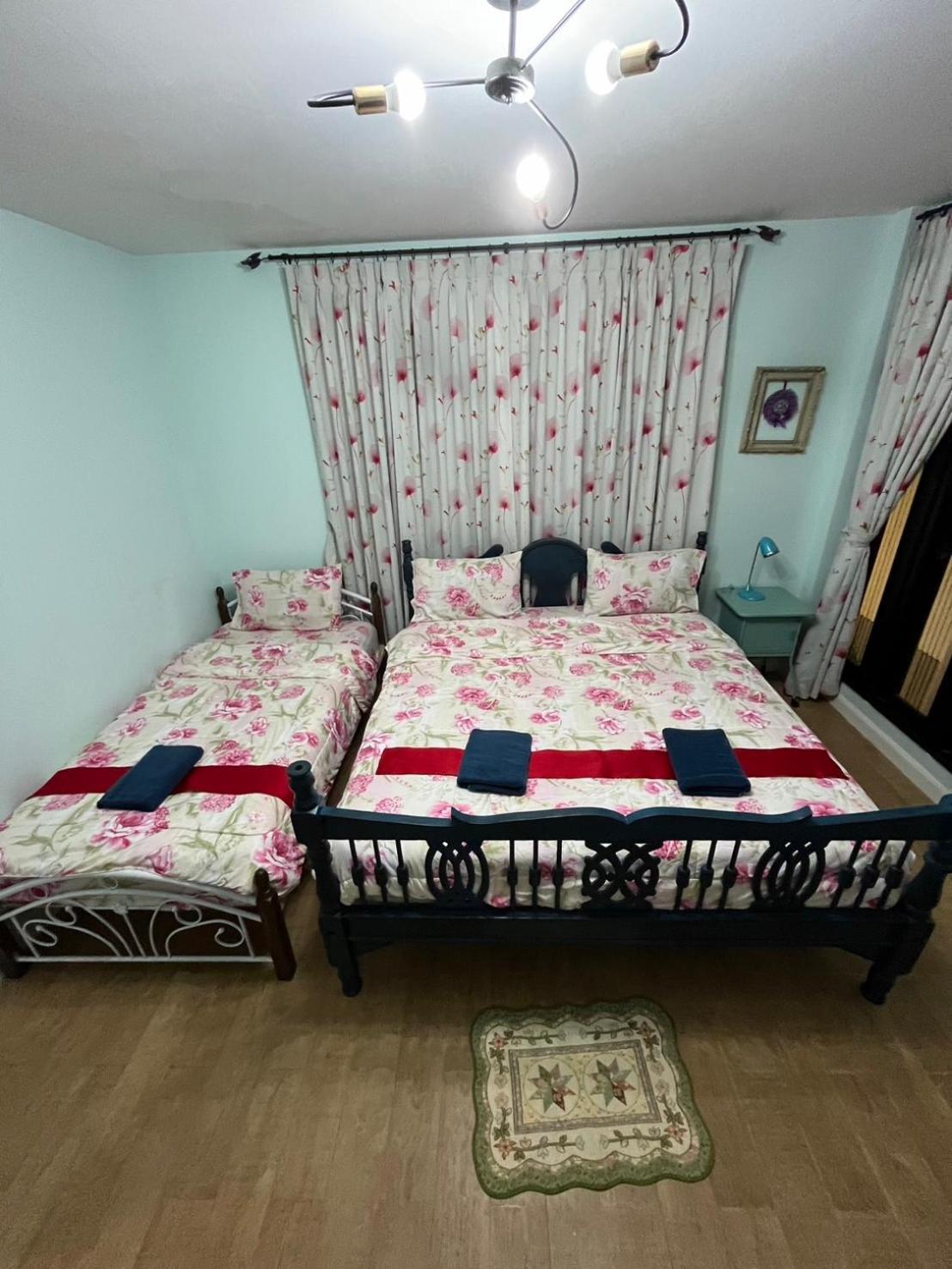 Three-Bedroom House photo 1