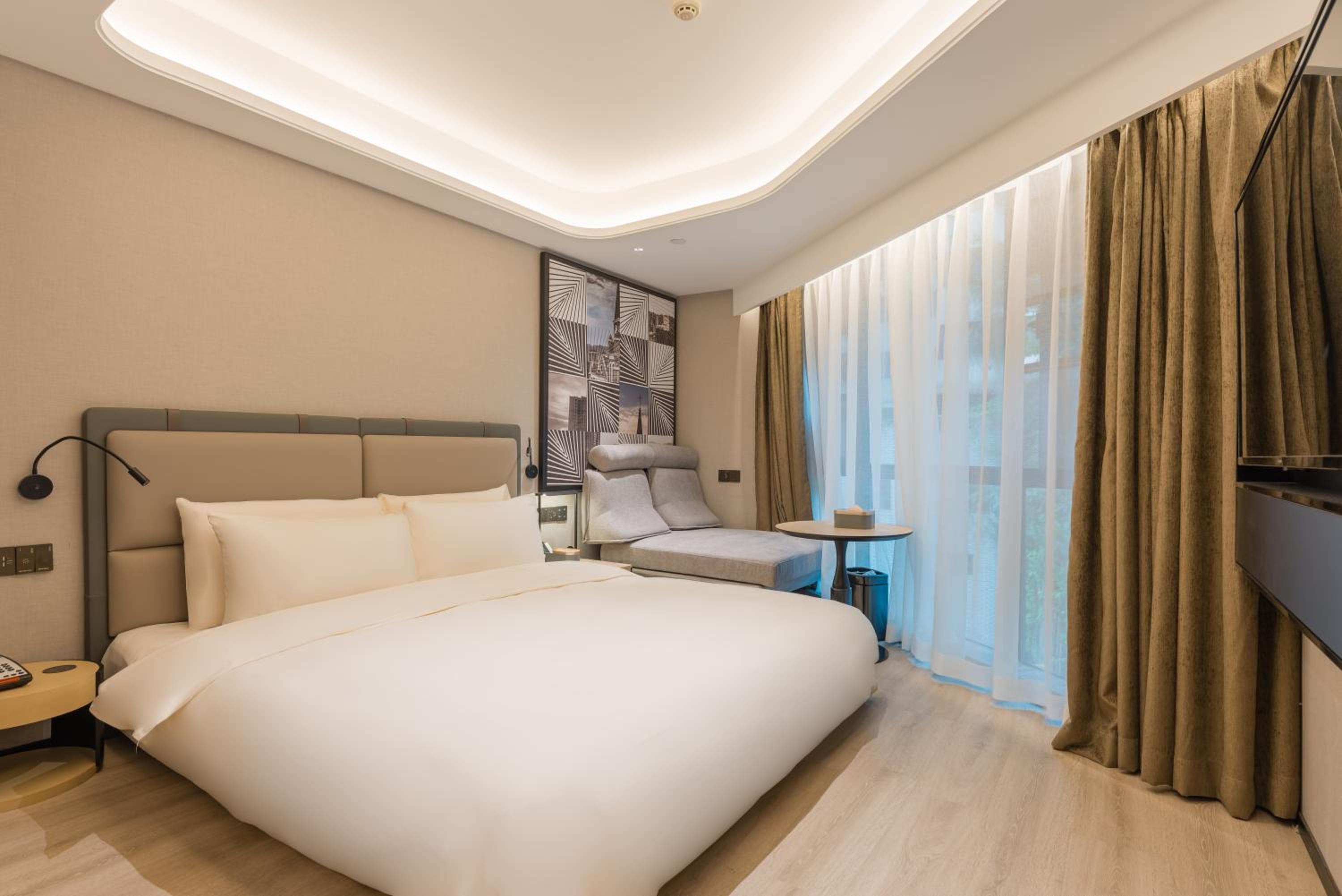 Elegant Double Room photo 2