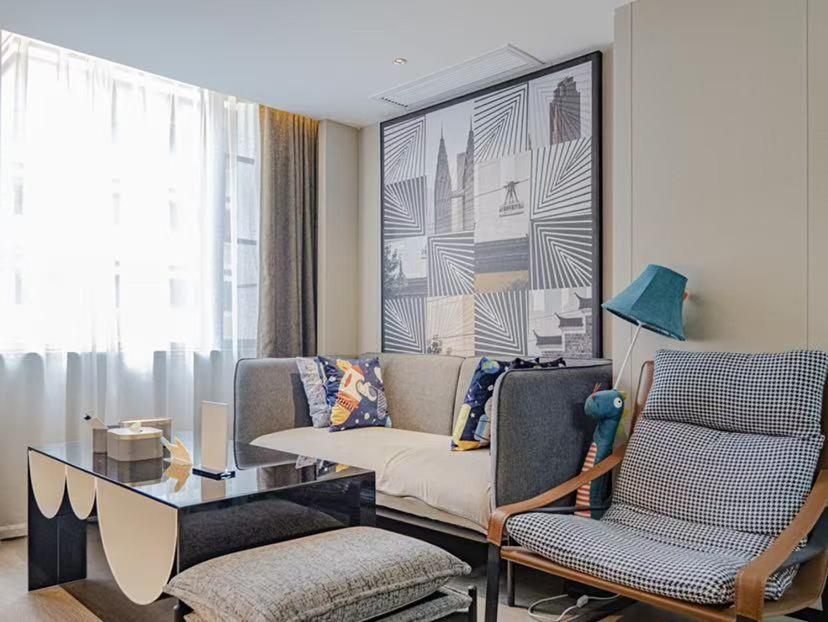 Deluxe Family Suite photo 1