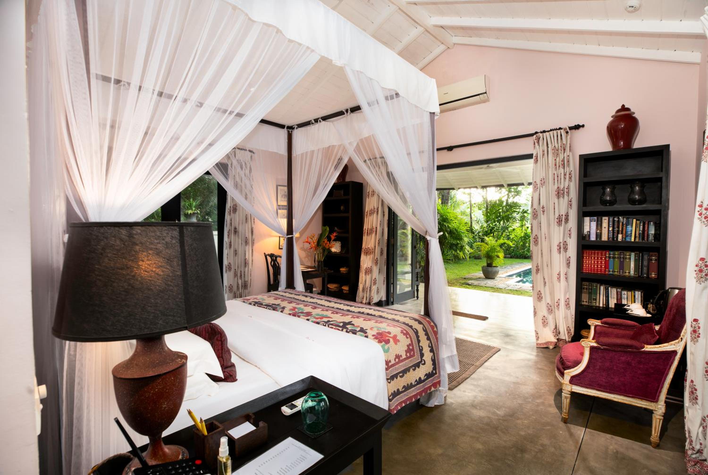 Plantagen-Poolvilla - Hellaconia