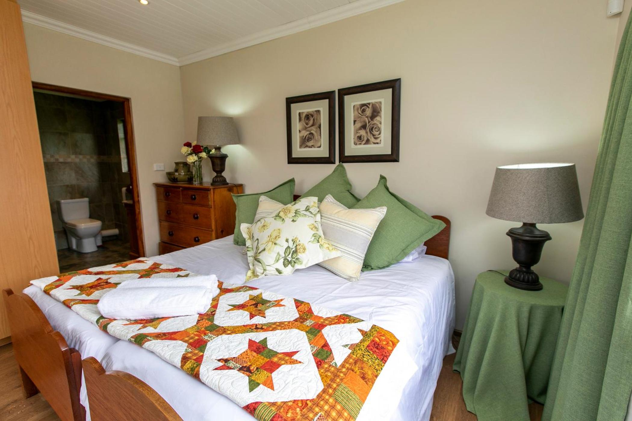 Deluxe King Room photo 1