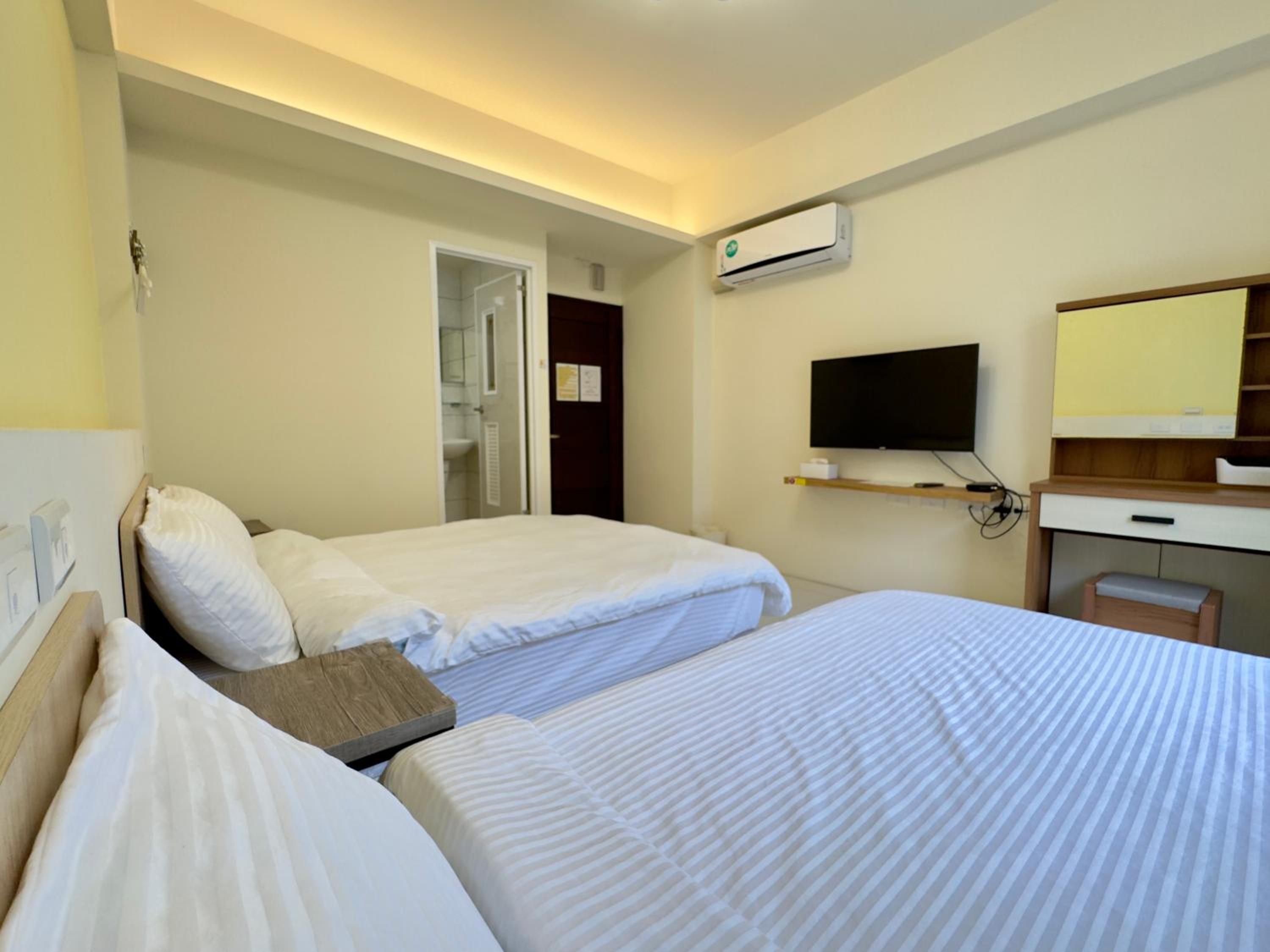 Deluxe Double Room photo 3