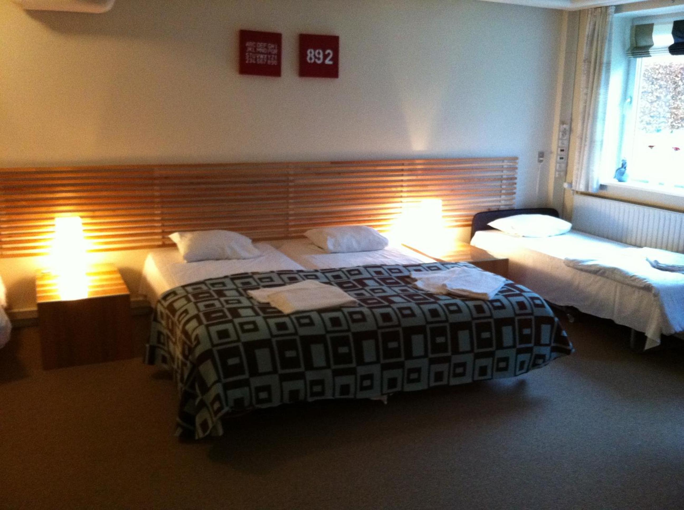 Family Room (5 Adults)