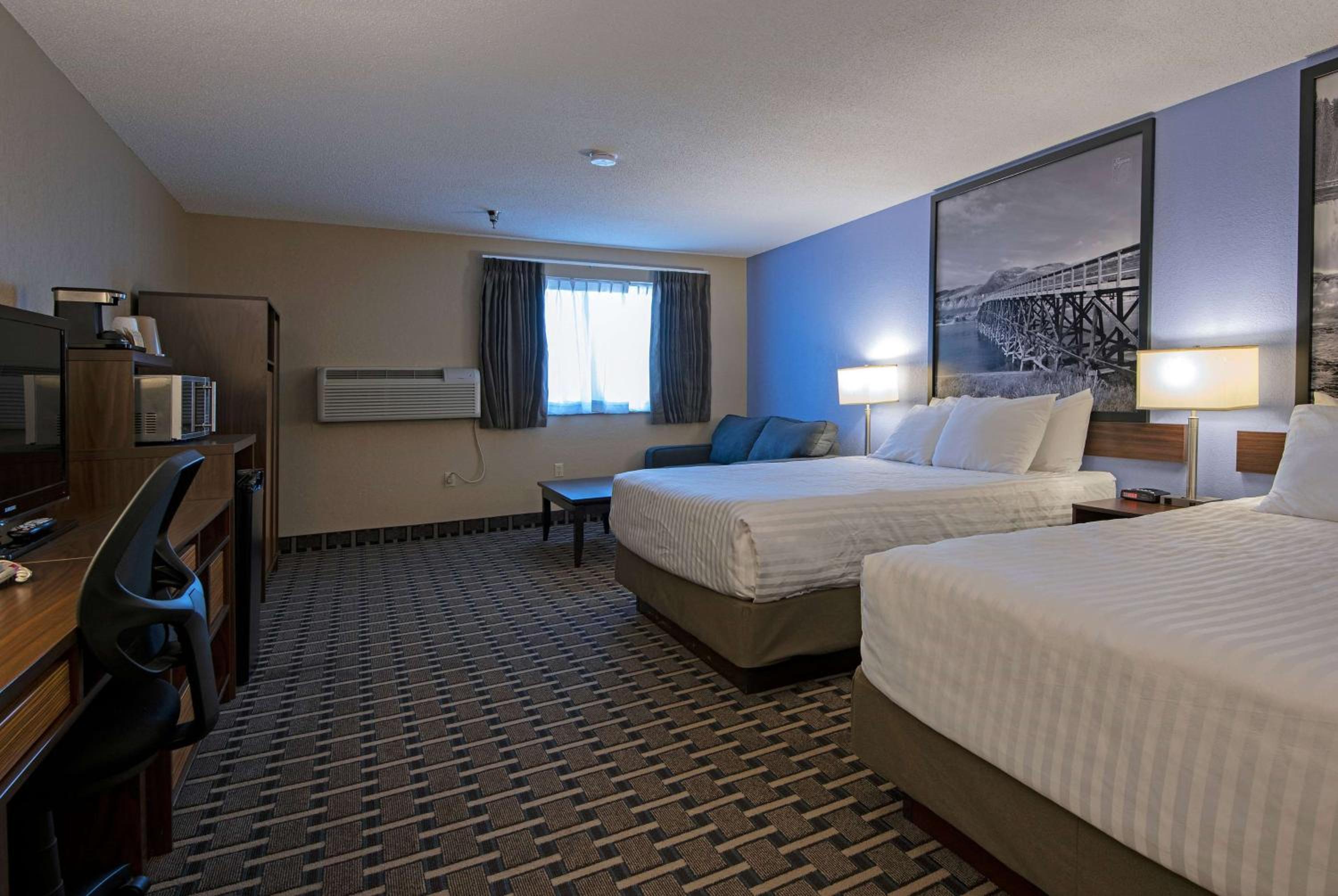 Studio Suite with Two Queen Beds - Non-Smoking - Photo 1