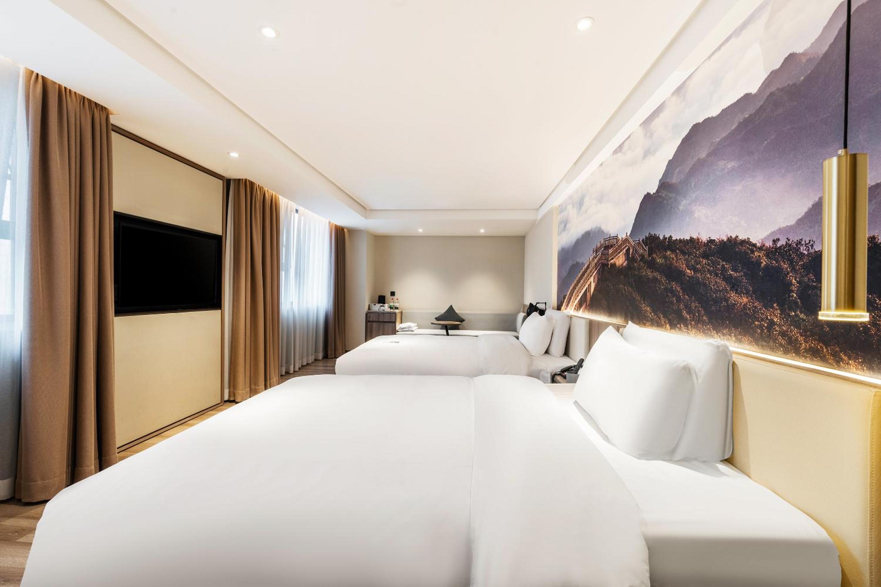 Jimu Suite with View photo 2
