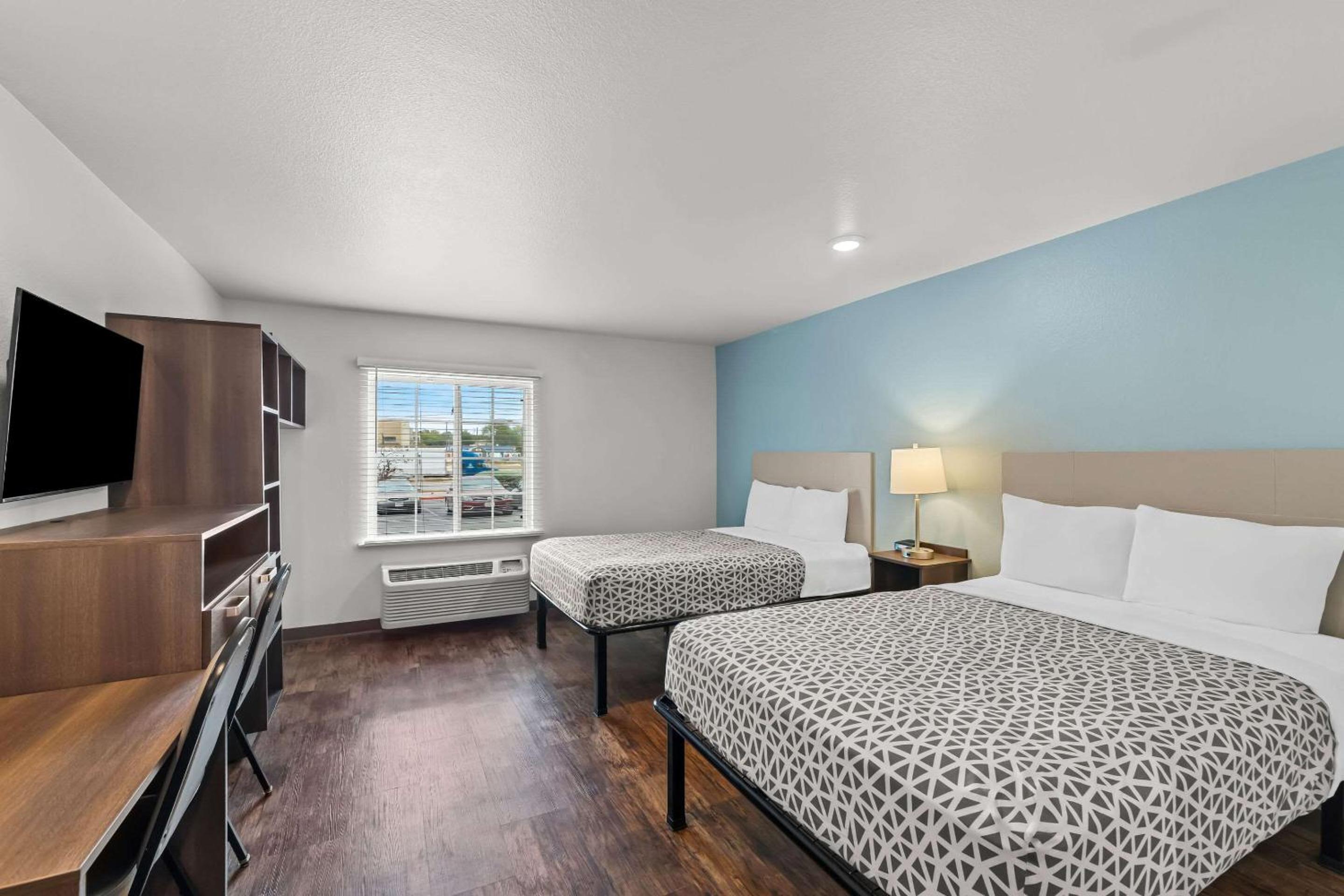 Double Room with Two Double Beds - Non-Smoking