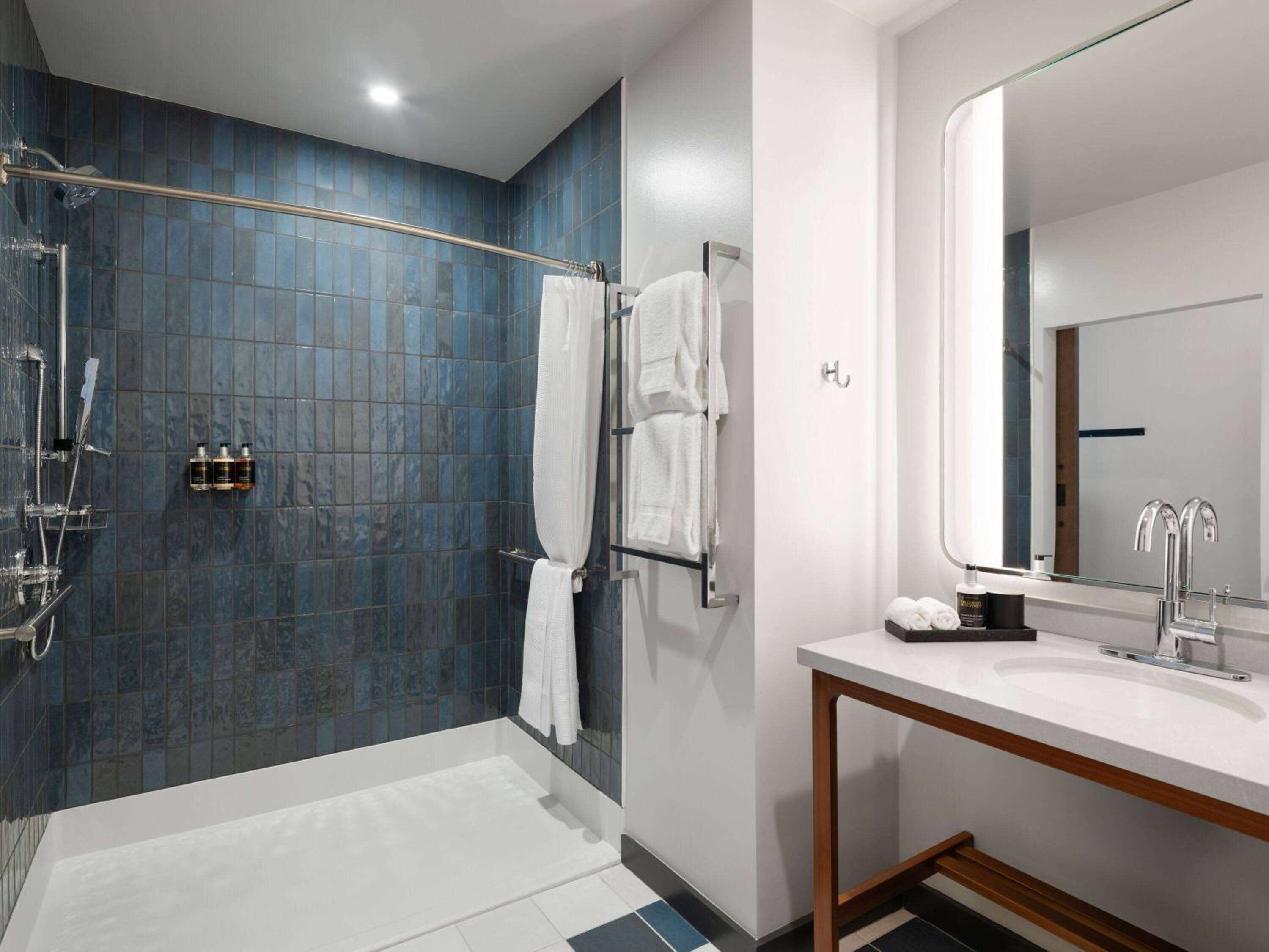 King Room with Roll-In Shower - Mobility Accessible photo 2