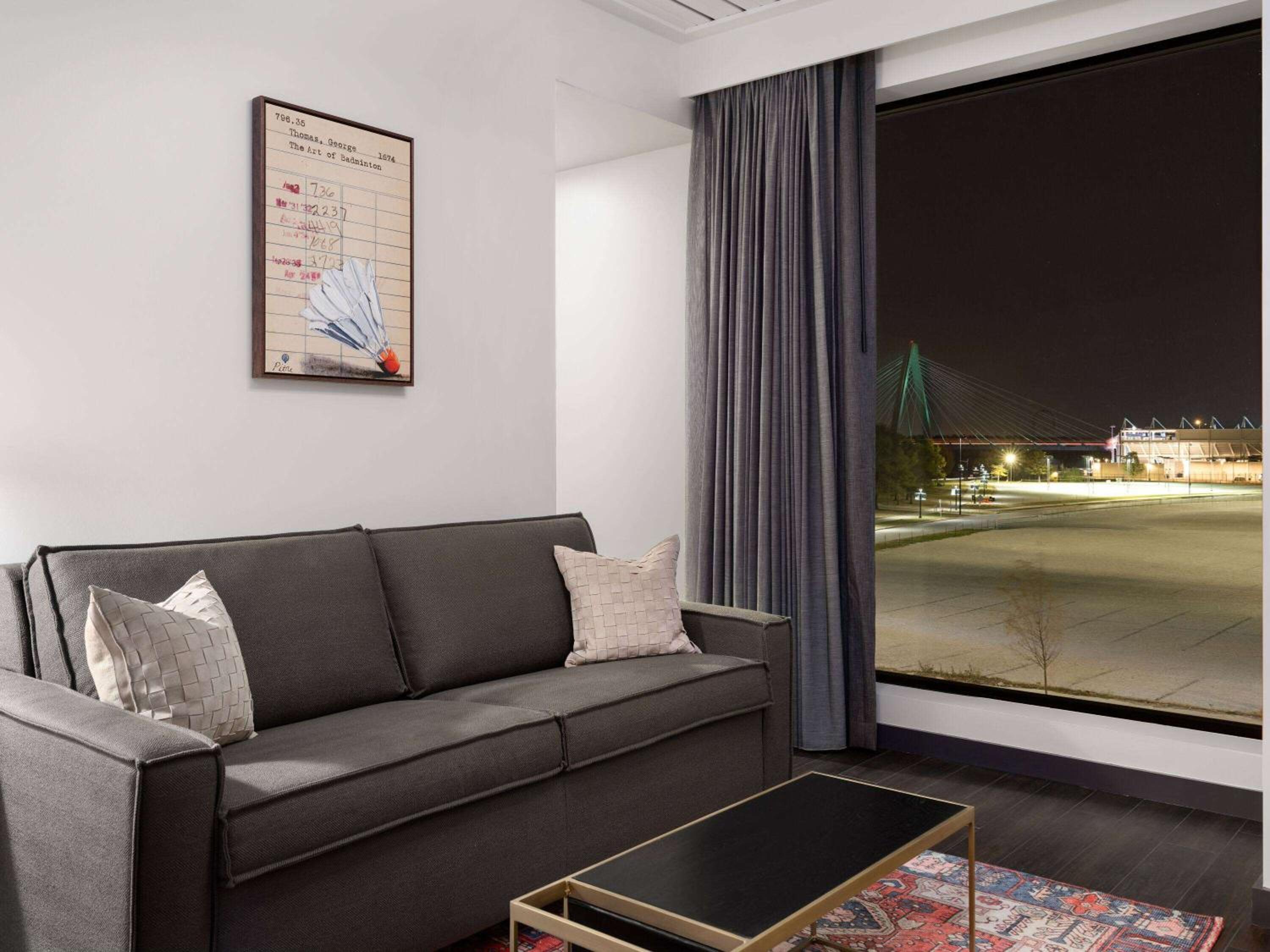 Deluxe King Room photo 1