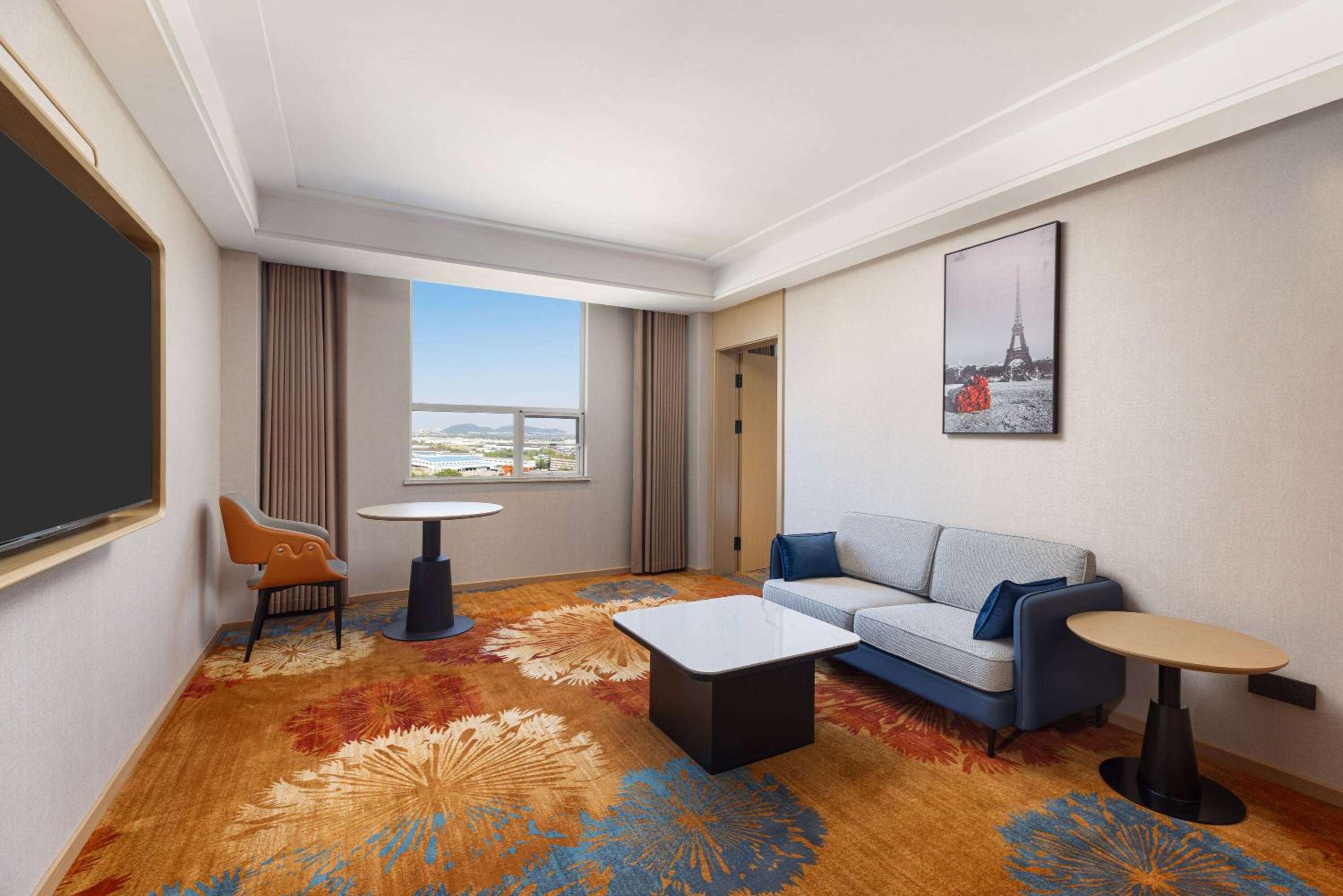 Executive King Suite photo 1