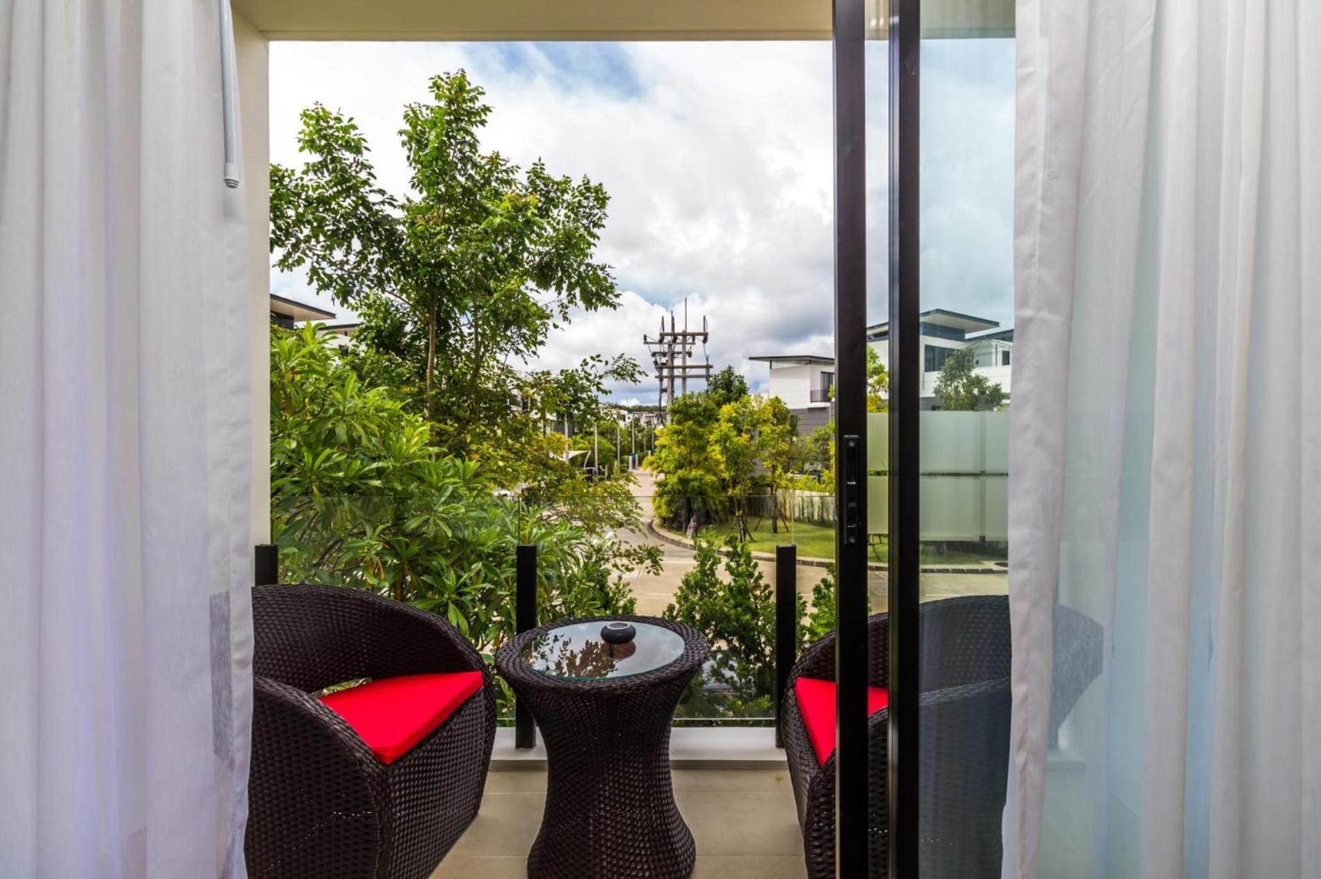 Villa With Private Pool photo 2