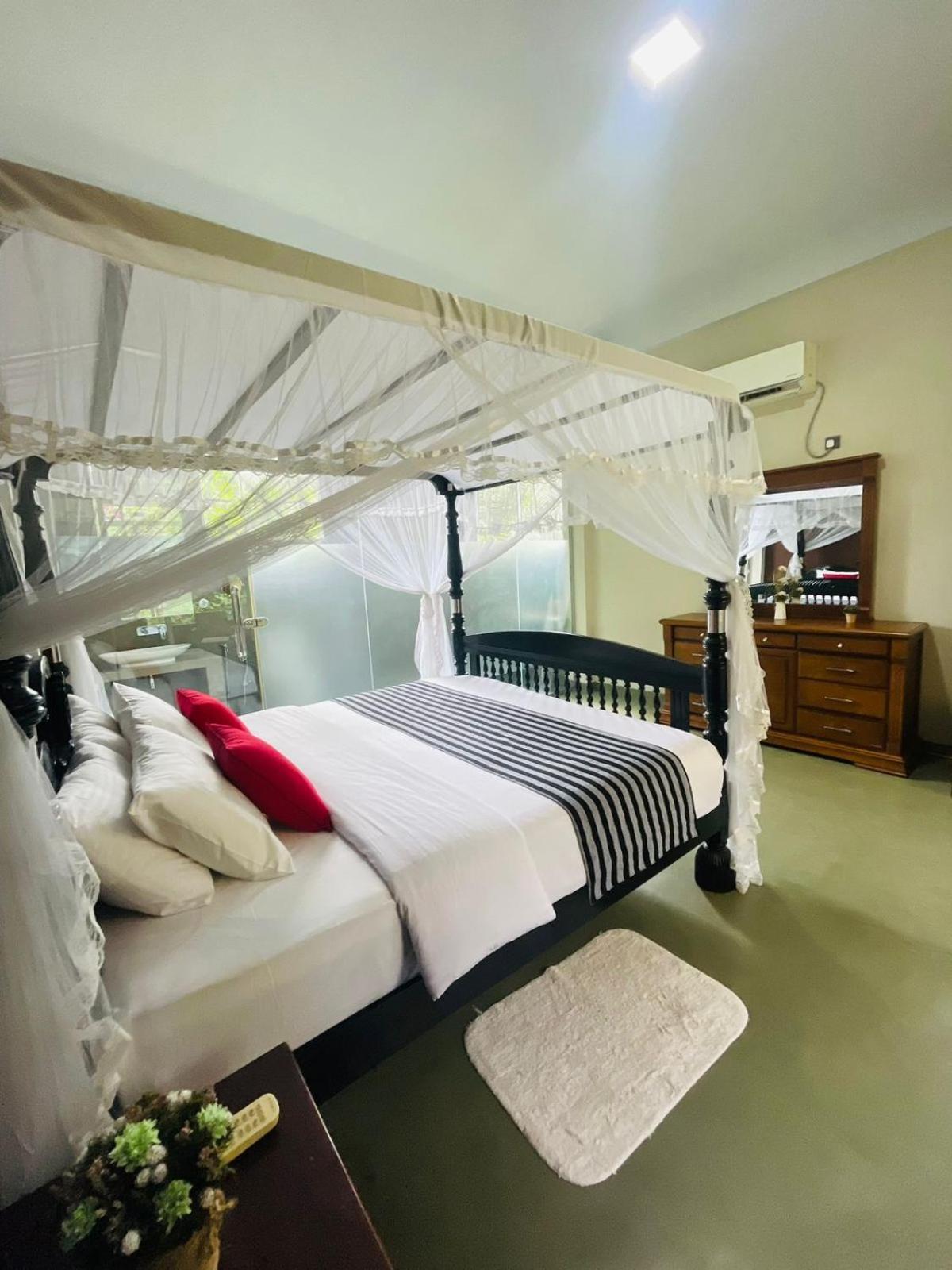 Deluxe Junior Suite