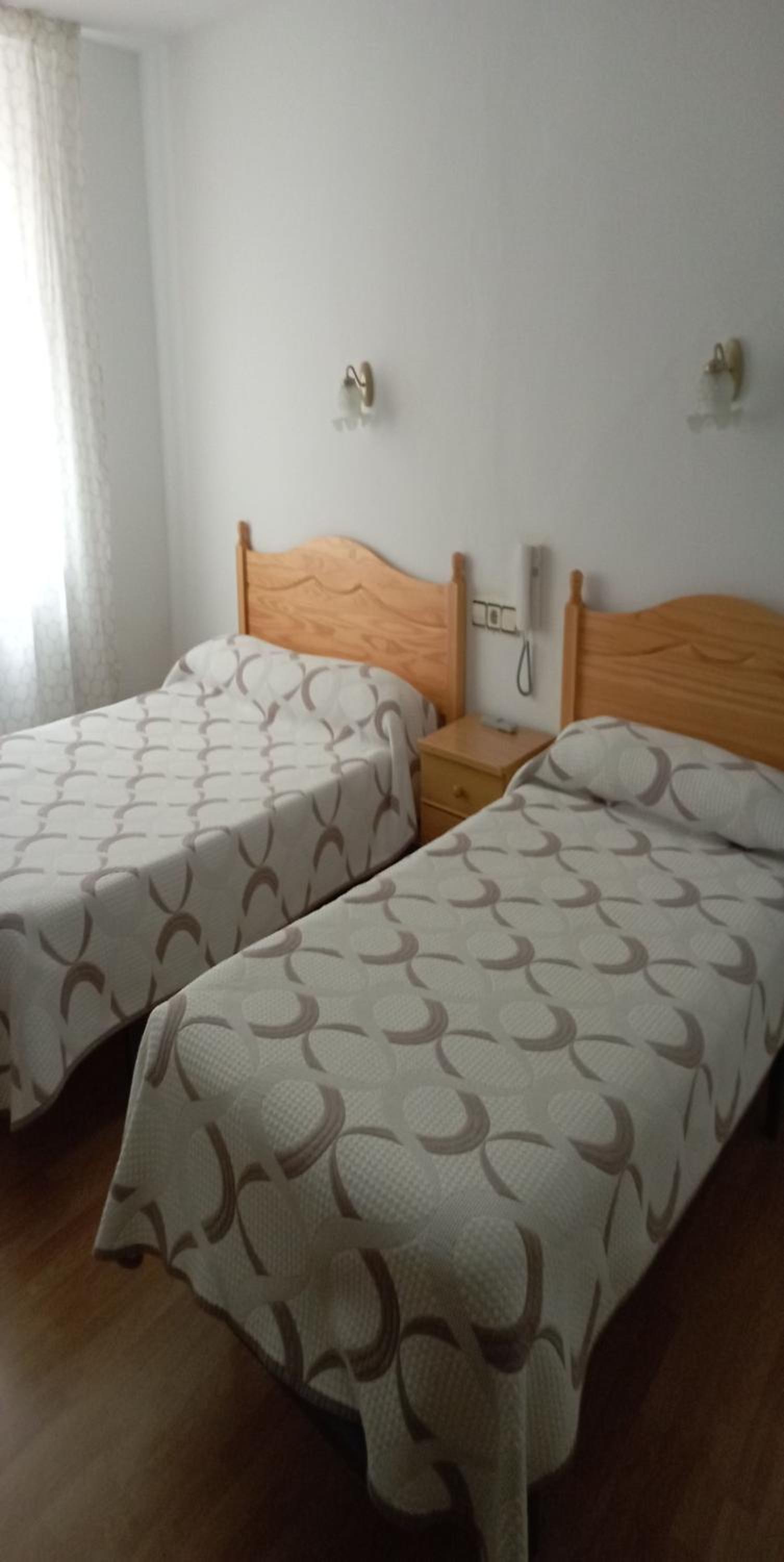 Double or Twin Room with Shared Bathroom photo 3