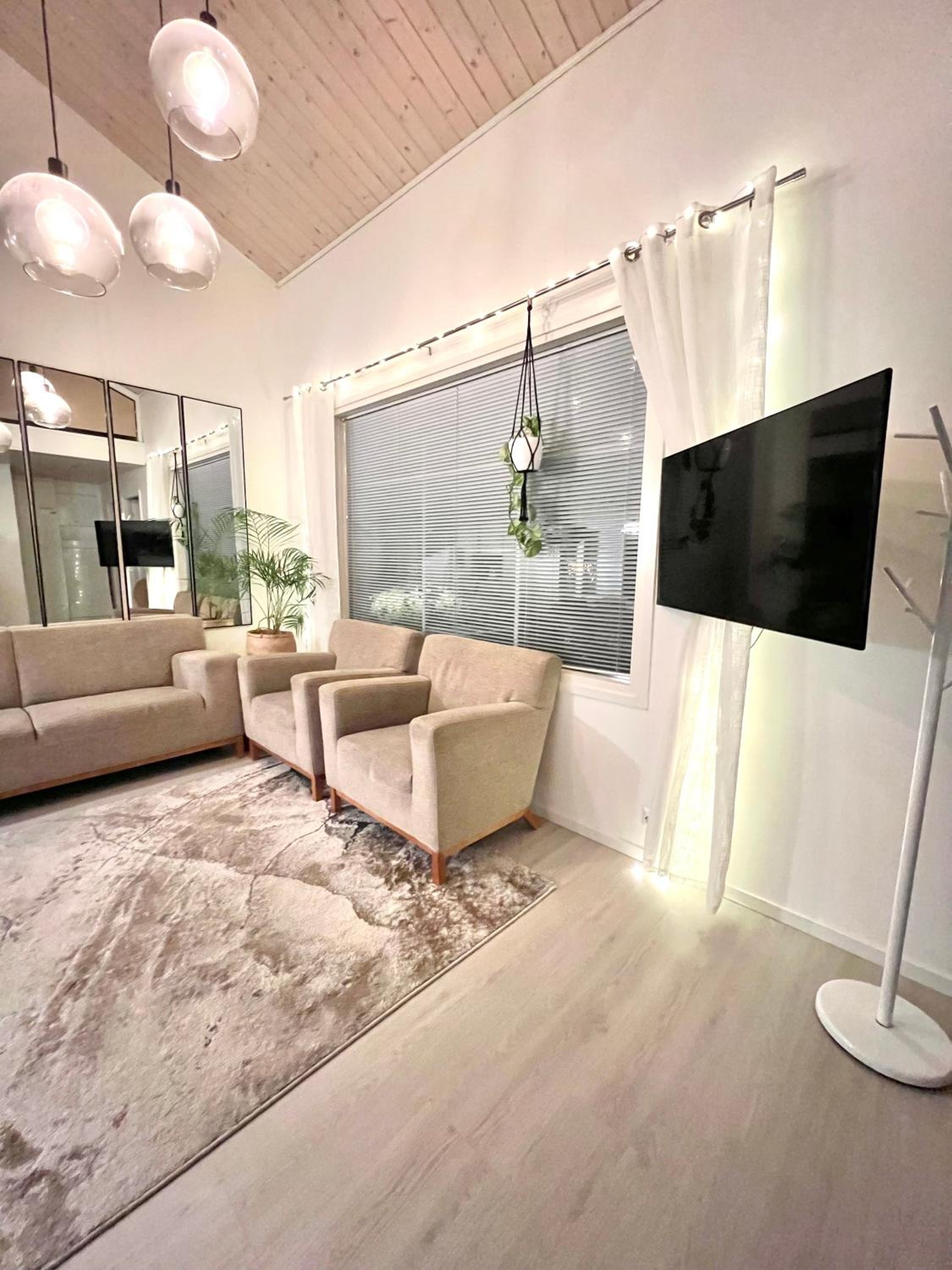 Three-Bedroom House photo 1