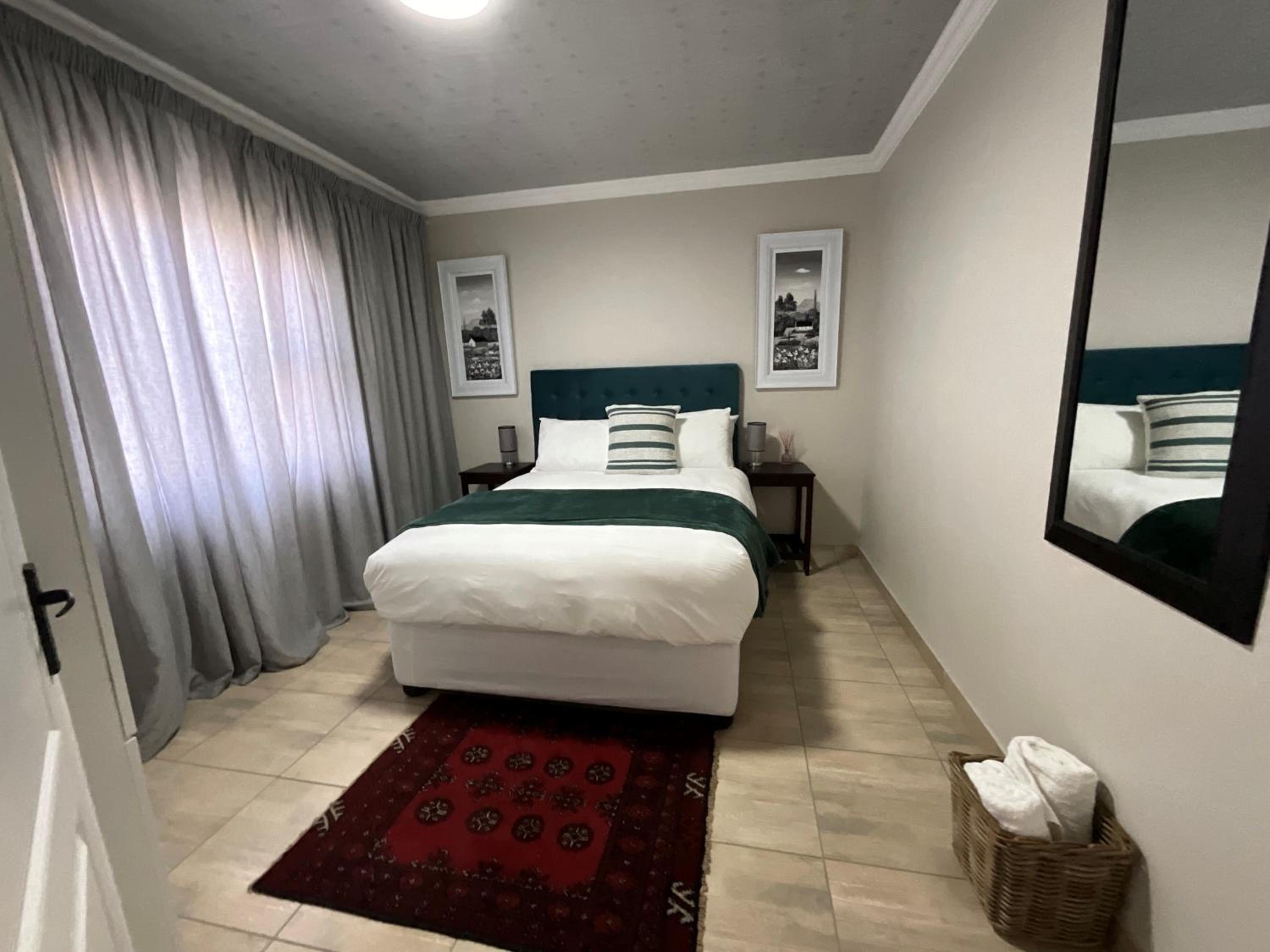 Deluxe Suite photo 3