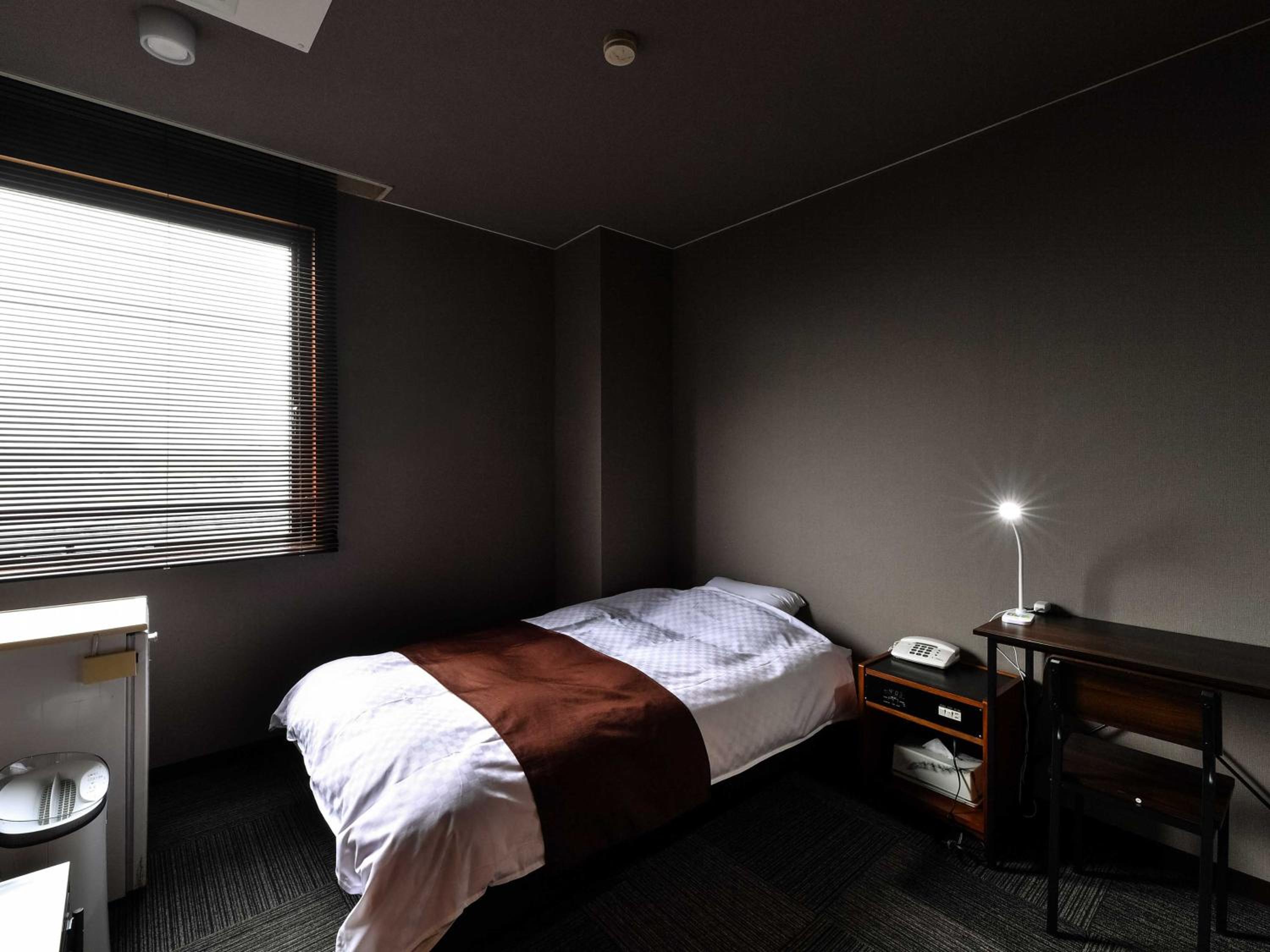 Economy Single Room