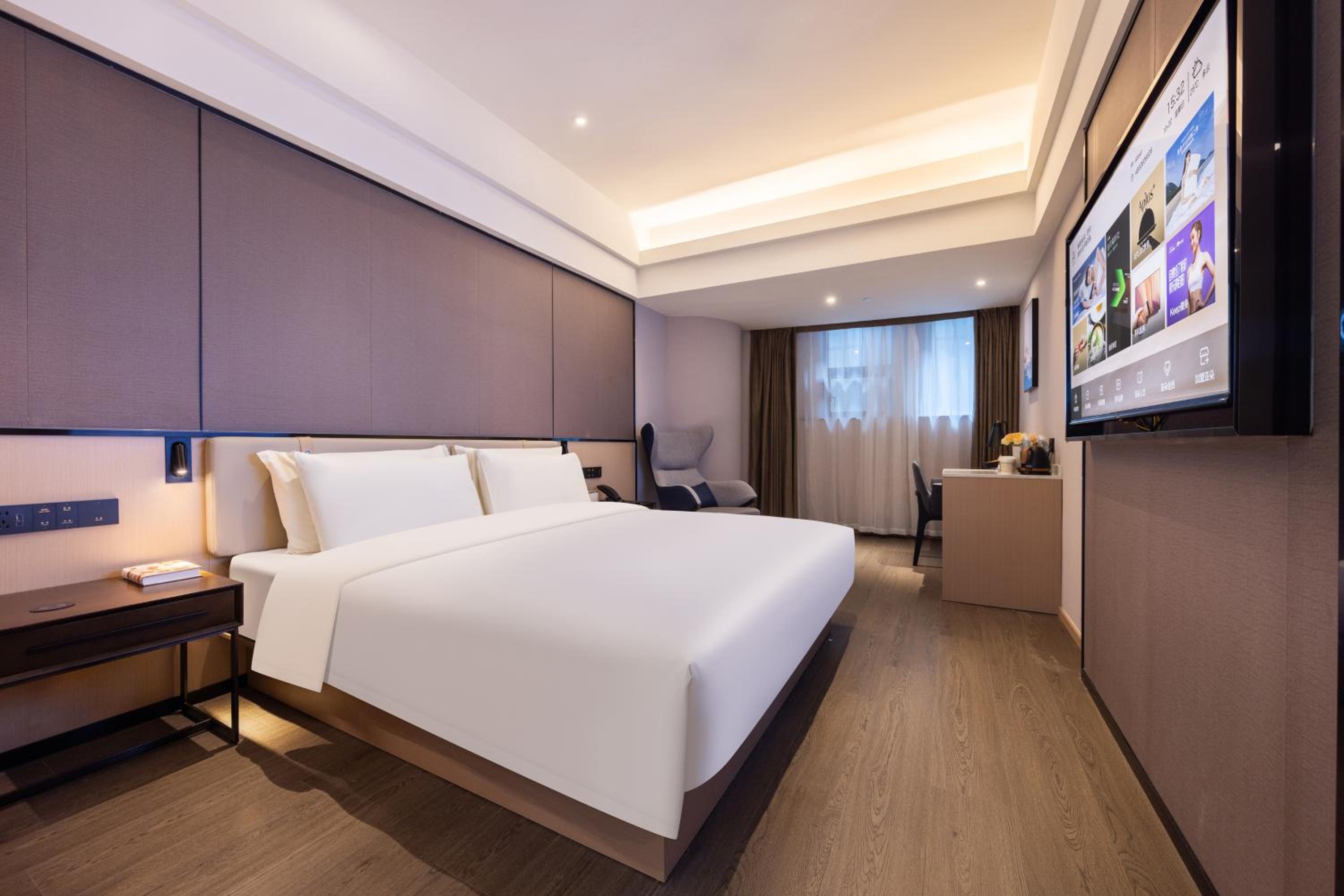 Elegant Double Room photo 1