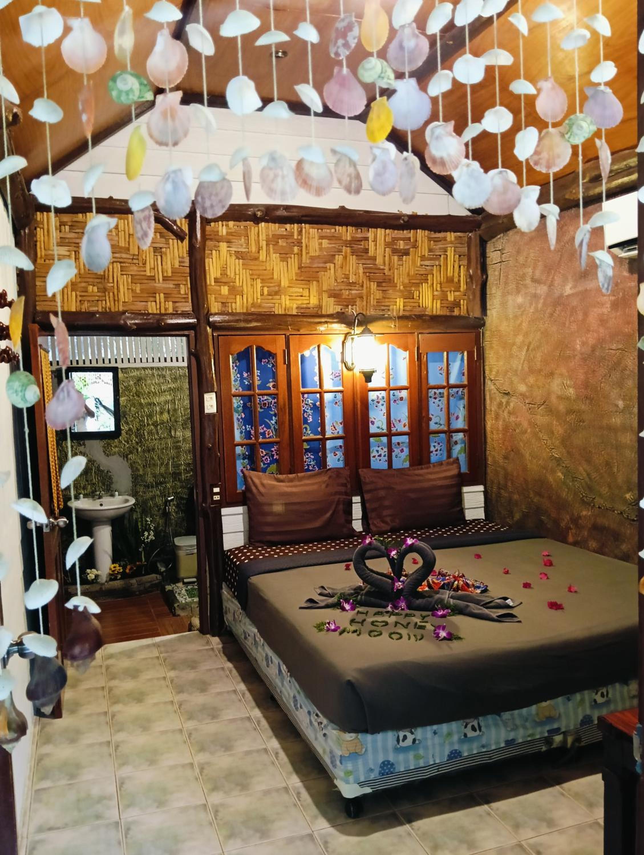 Deluxe Room - Photo 3
