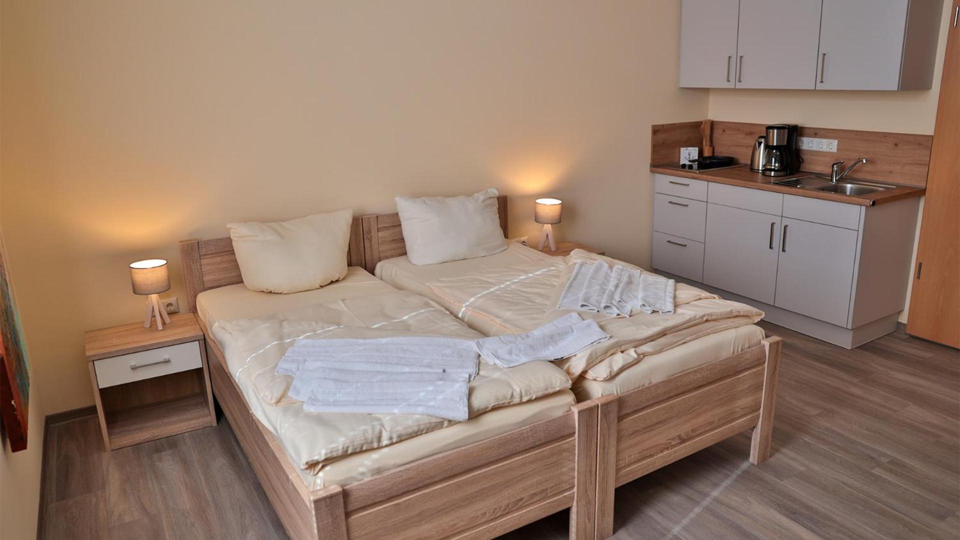 One-Bedroom Apartment photo 1
