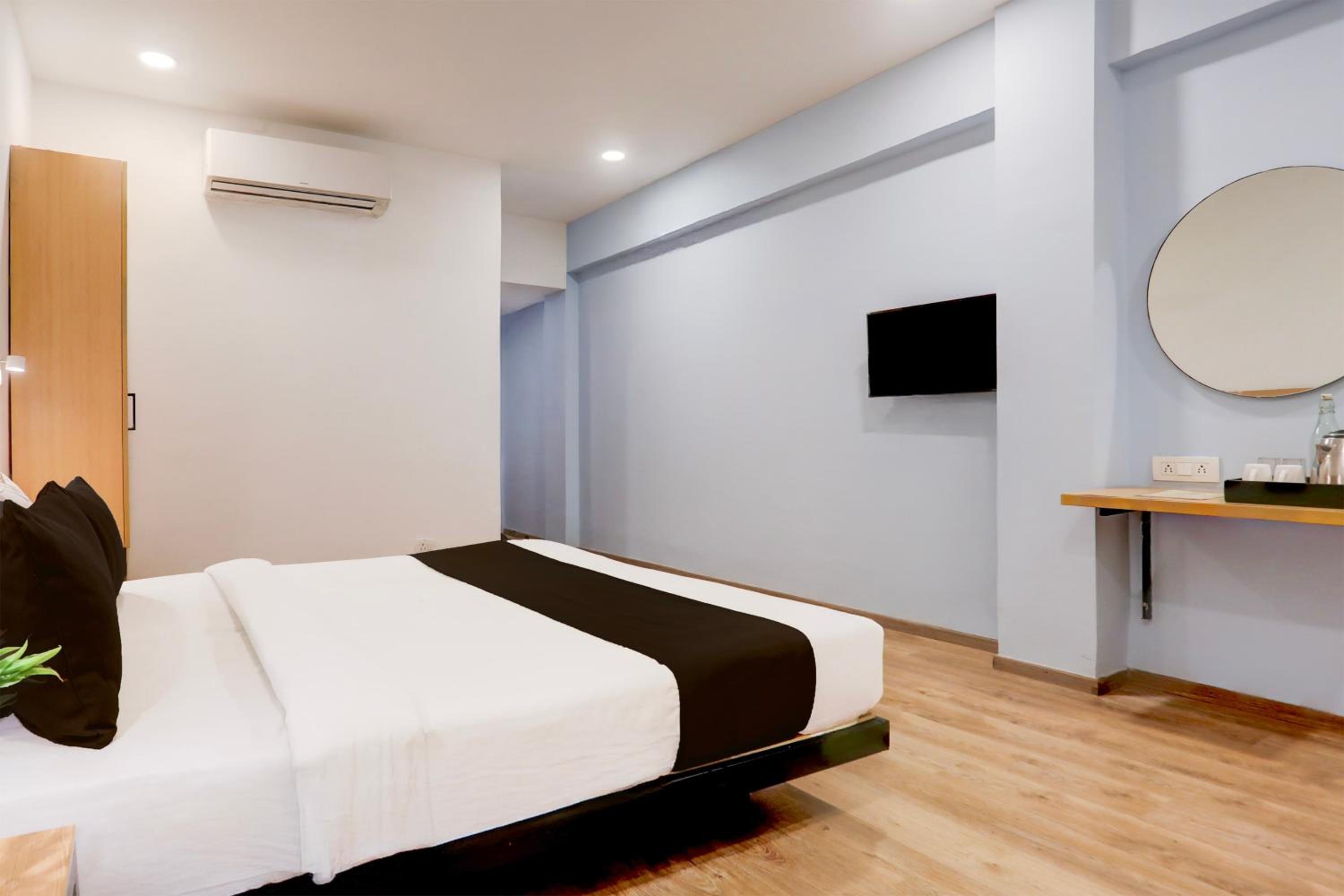 Deluxe Triple Room photo 2