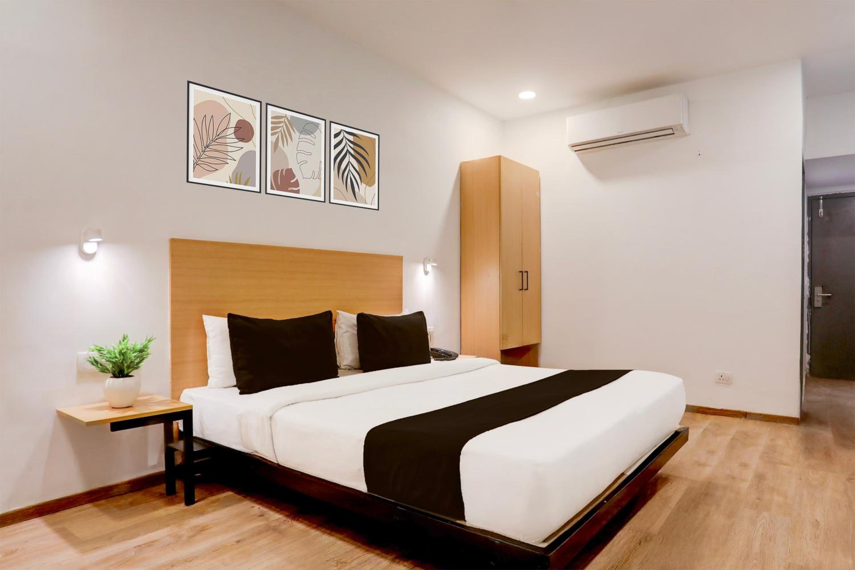 Deluxe Triple Room photo 3