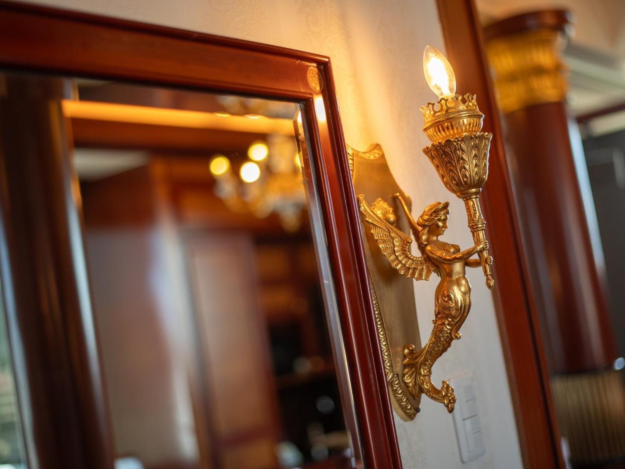 Premium Suite Twin Room with Private External Bathroom, photo 6