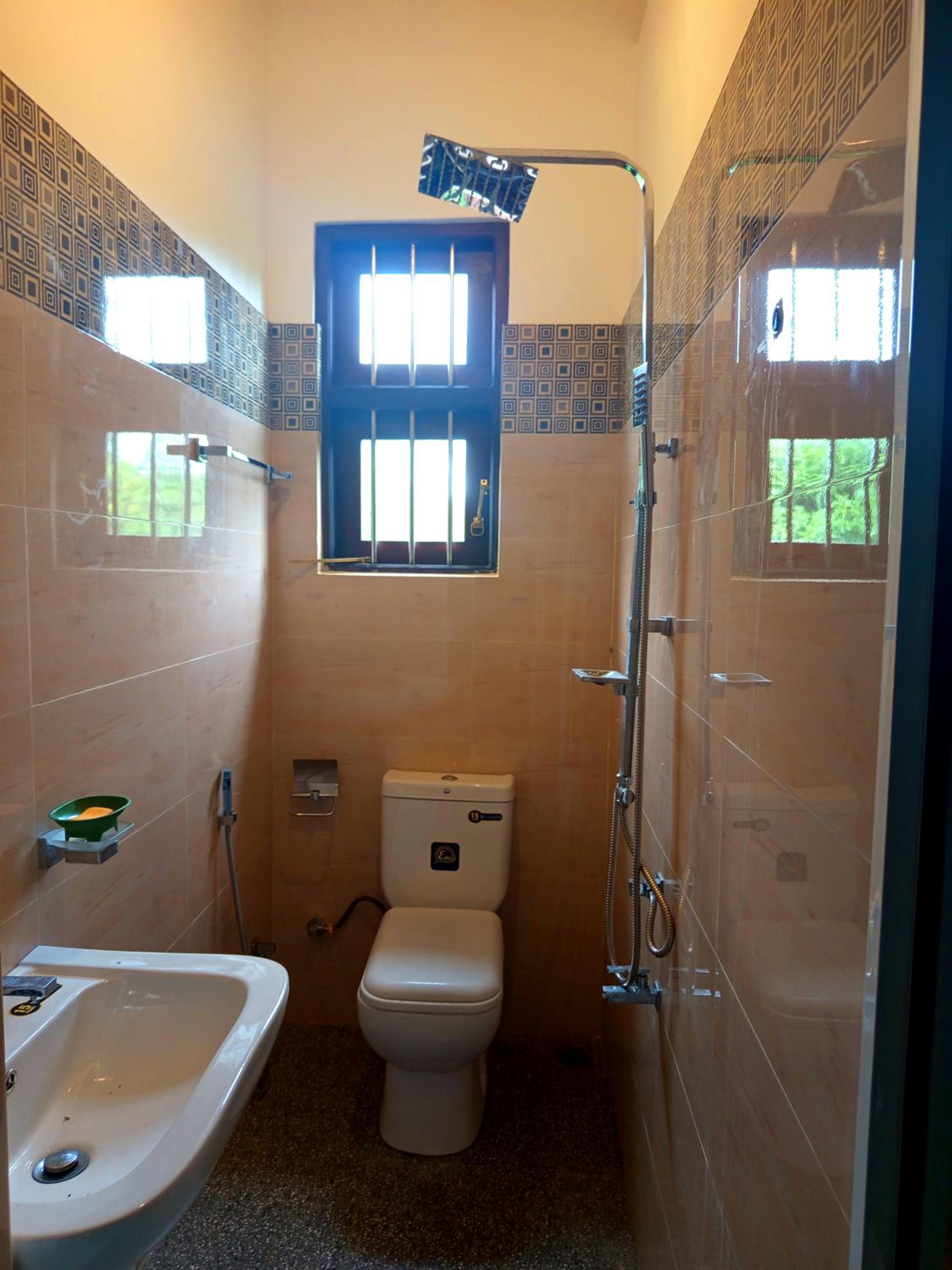Deluxe Double Room with Balcony photo 3