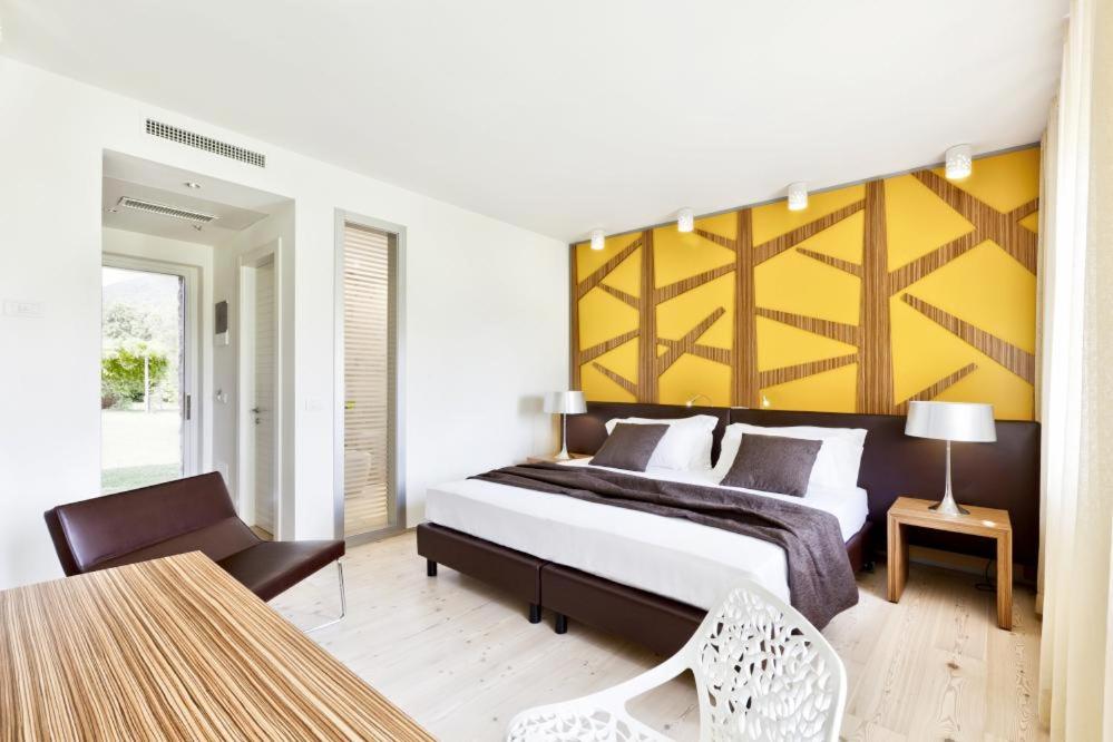 Deluxe Double or Twin Room photo 1