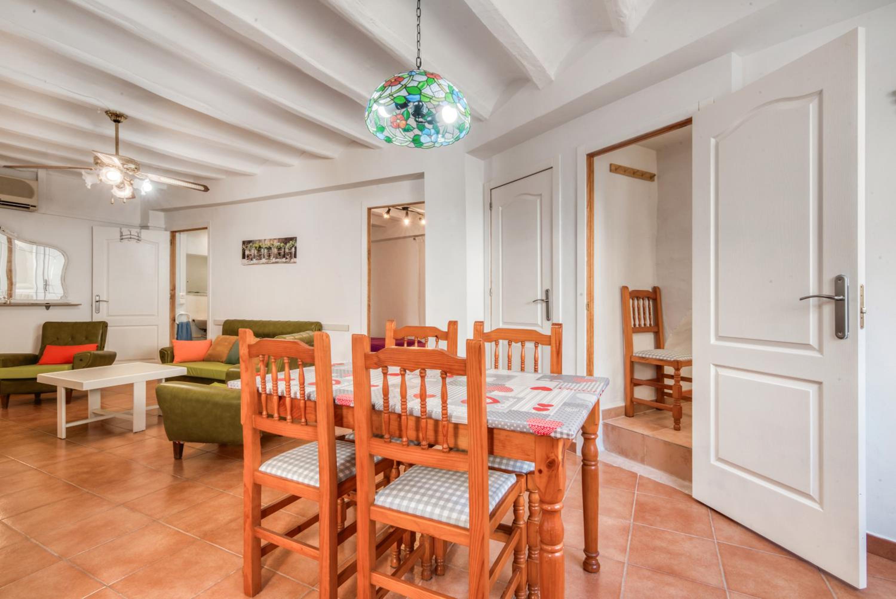 Three-Bedroom Apartment with Mountain View photo 2