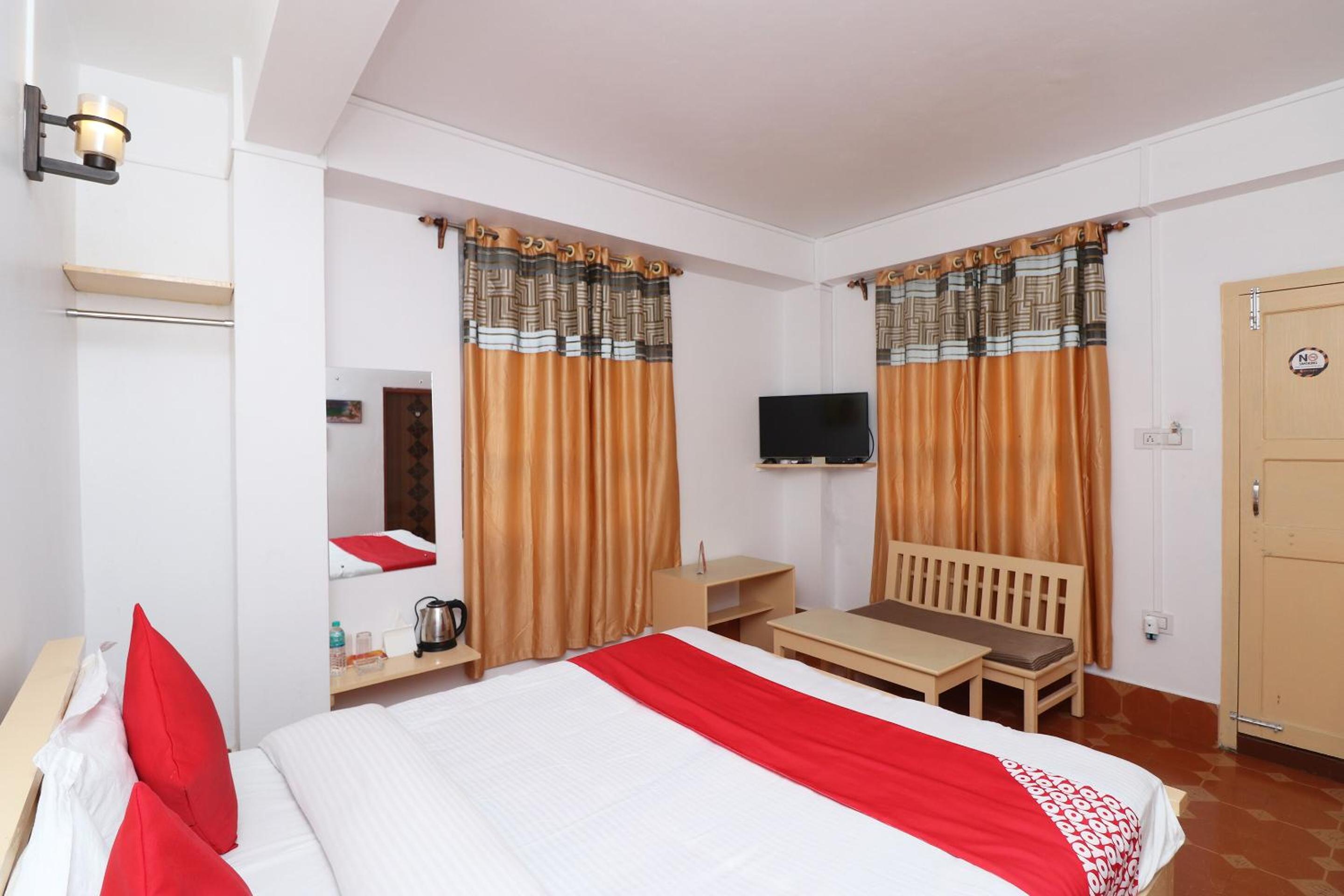 Classic Triple Room photo 1