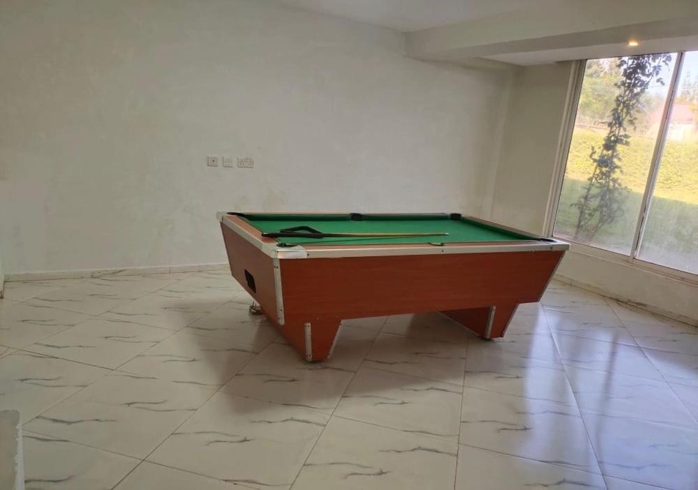 Three-Bedroom House photo 3