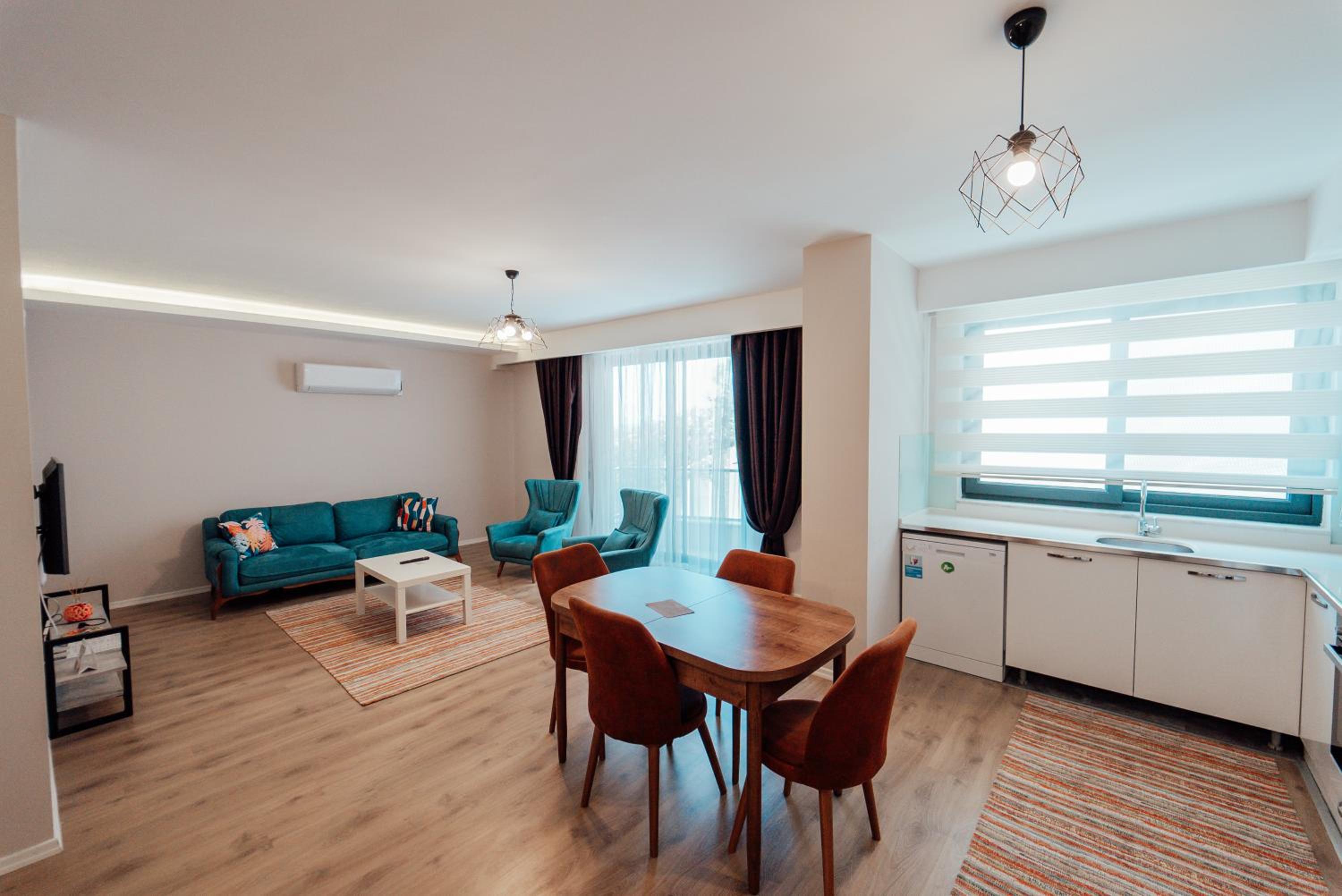 One-Bedroom Apartment - Photo 23