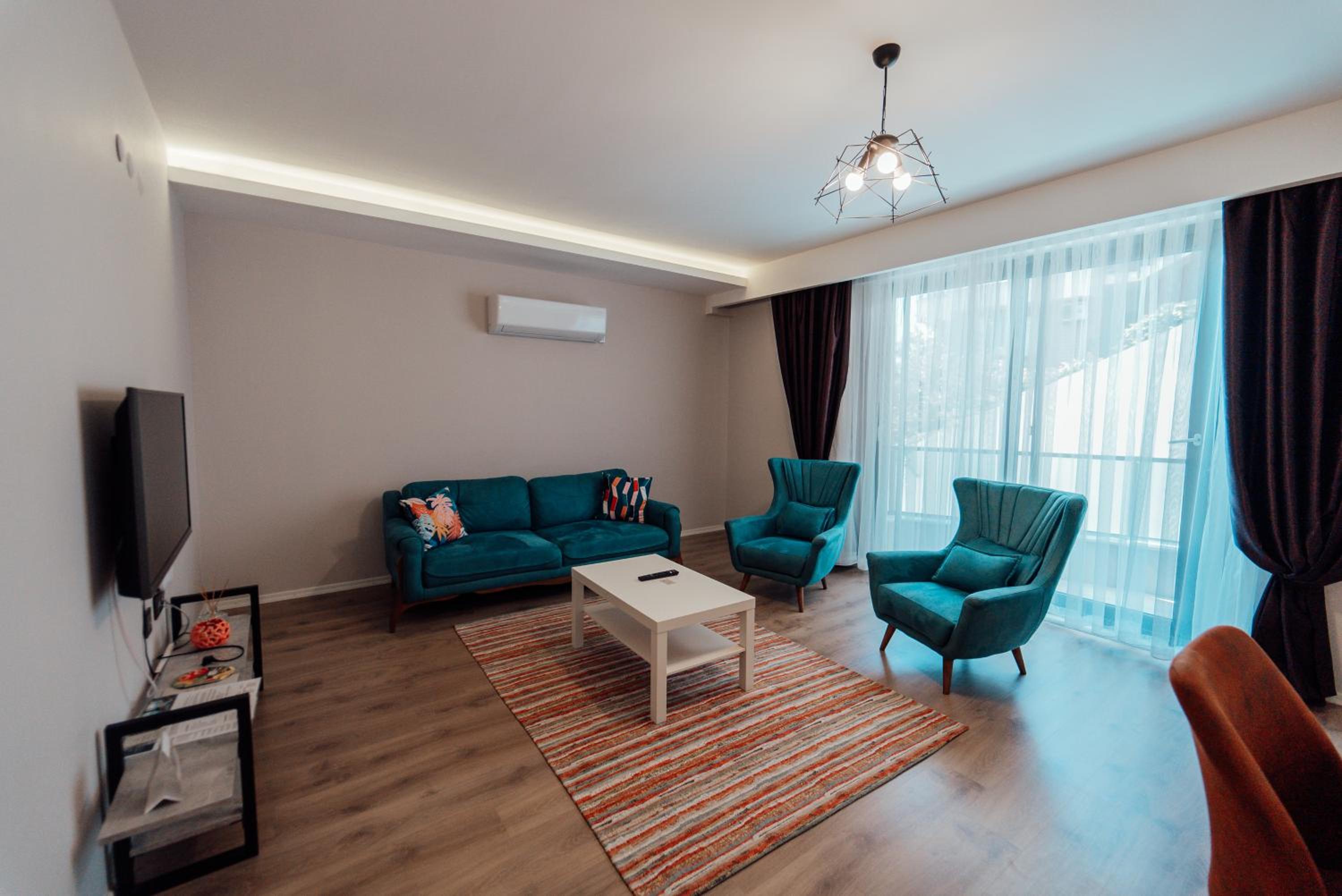 One-Bedroom Apartment - Photo 22