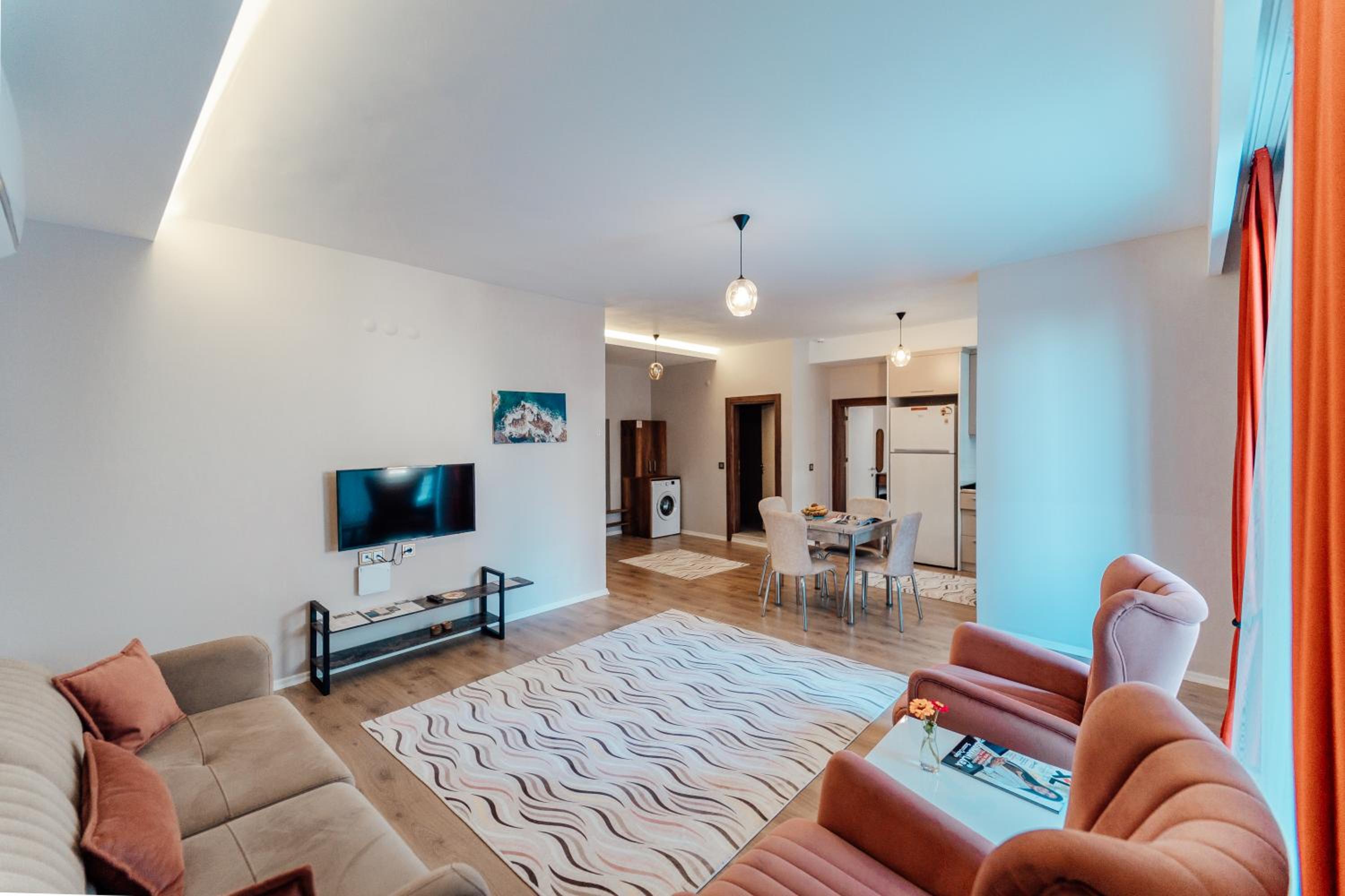 One-Bedroom Apartment - Photo 13