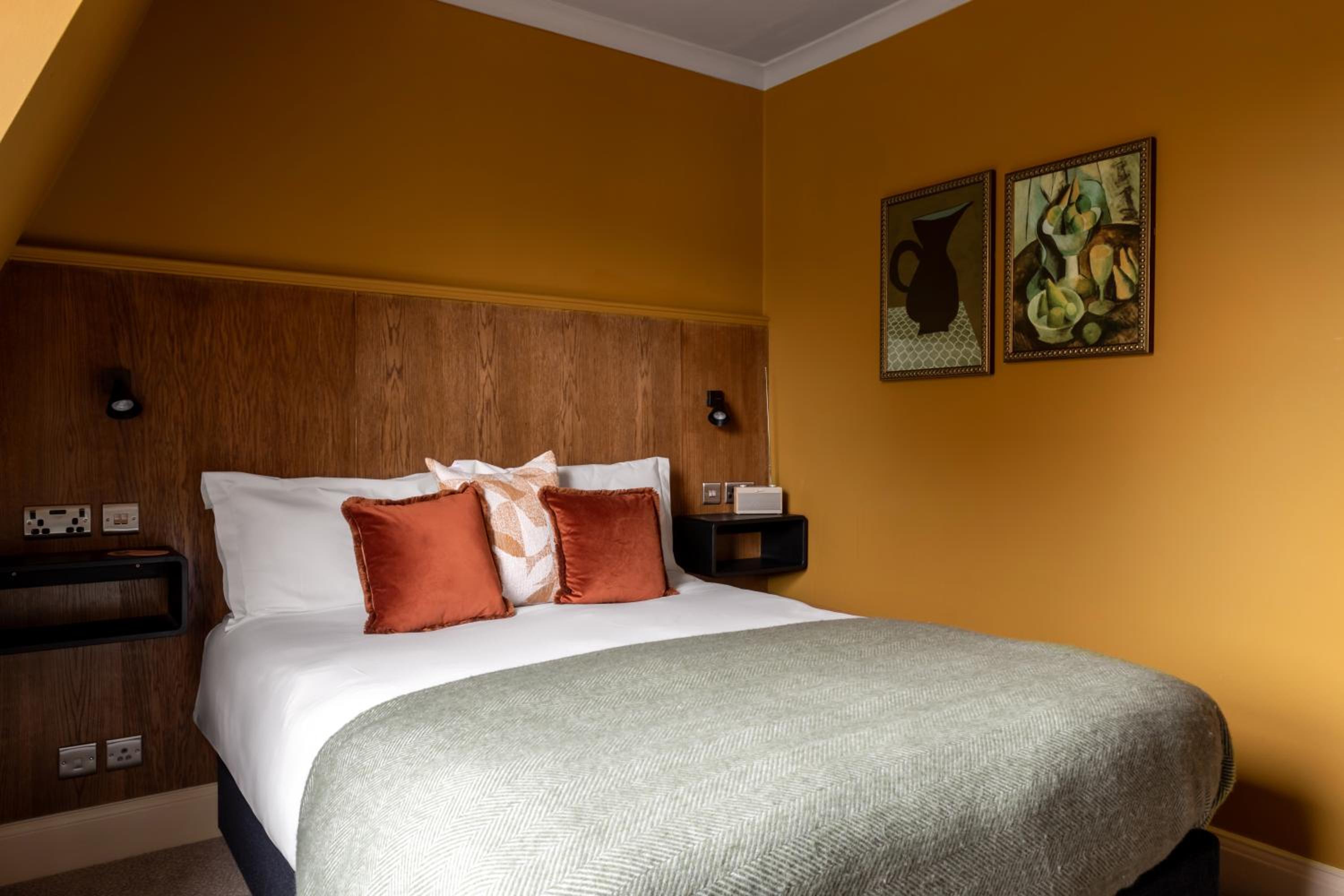 Small Double Room photo 1