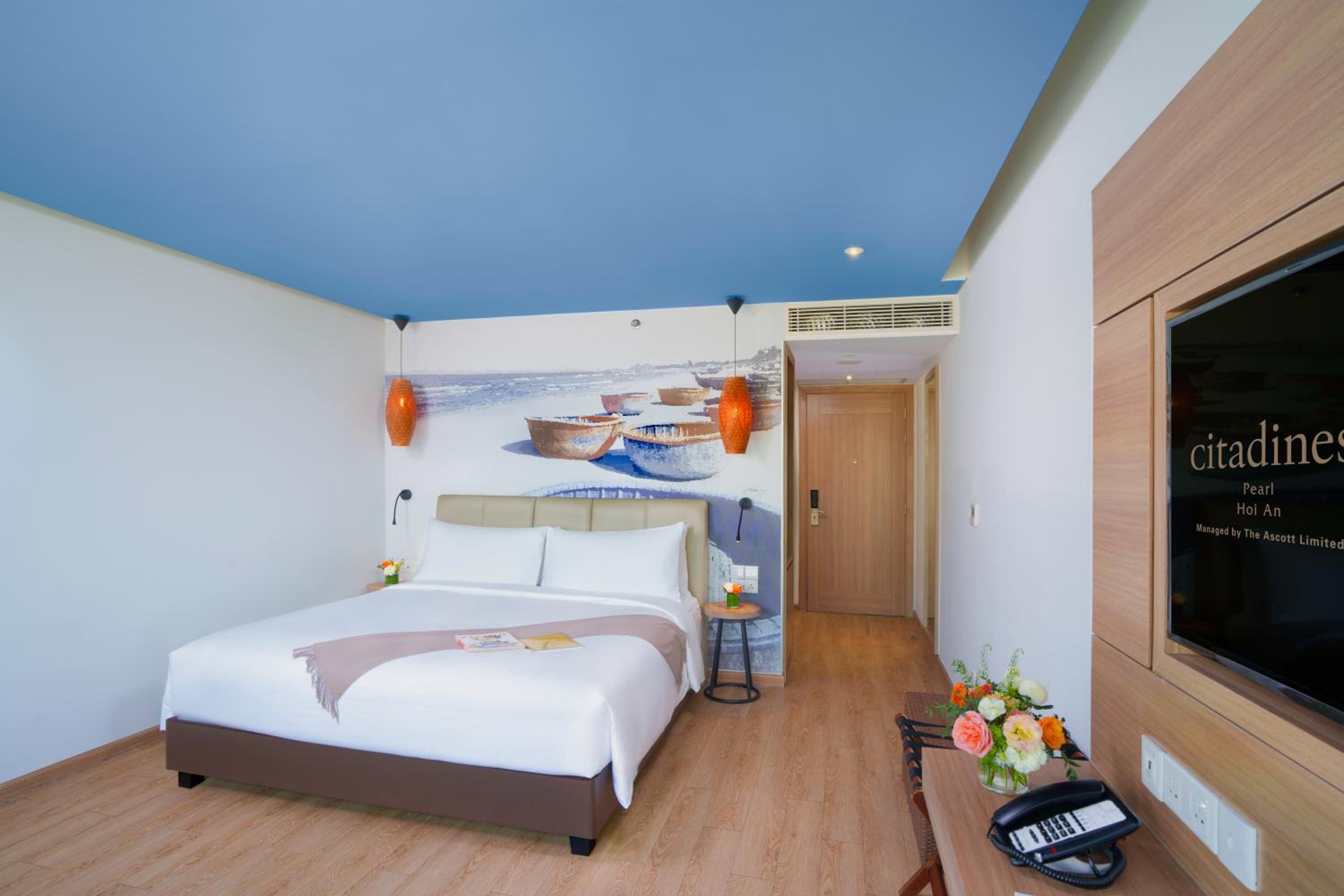 Deluxe King Garden View includes unlimited Jjimjilbang Spa photo 2
