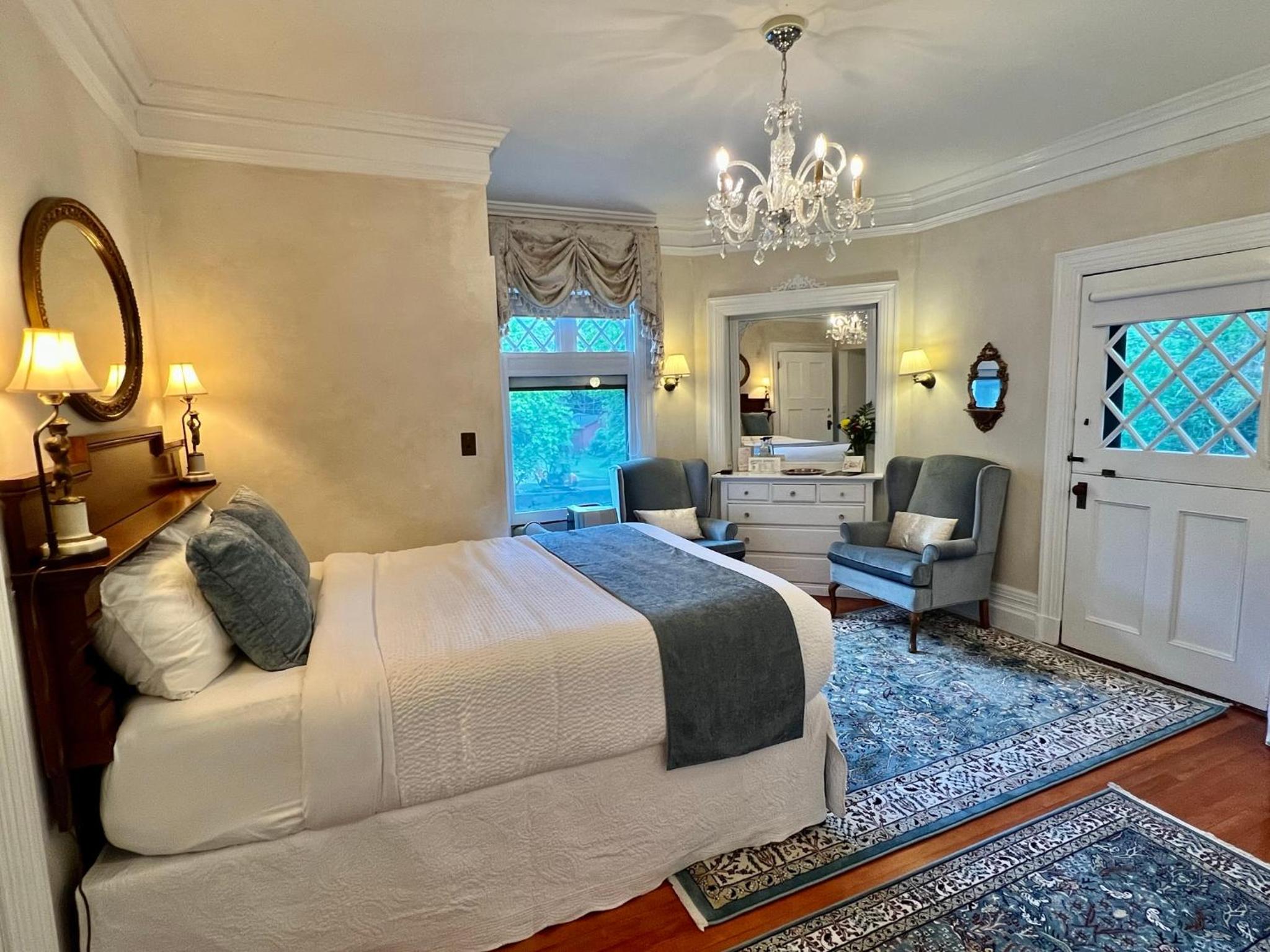 Suite with Garden View photo 1