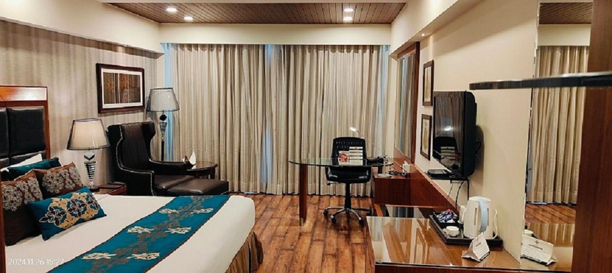 Superior Room - Photo 6
