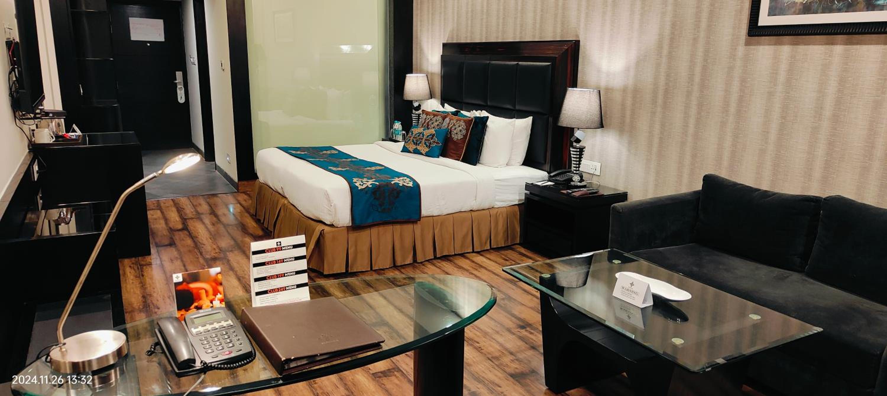 Executive Room - Photo 4