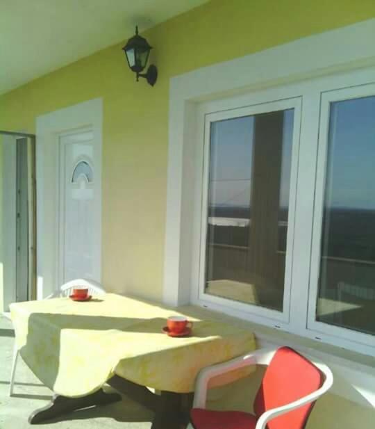 Apartment with Sea View photo 2