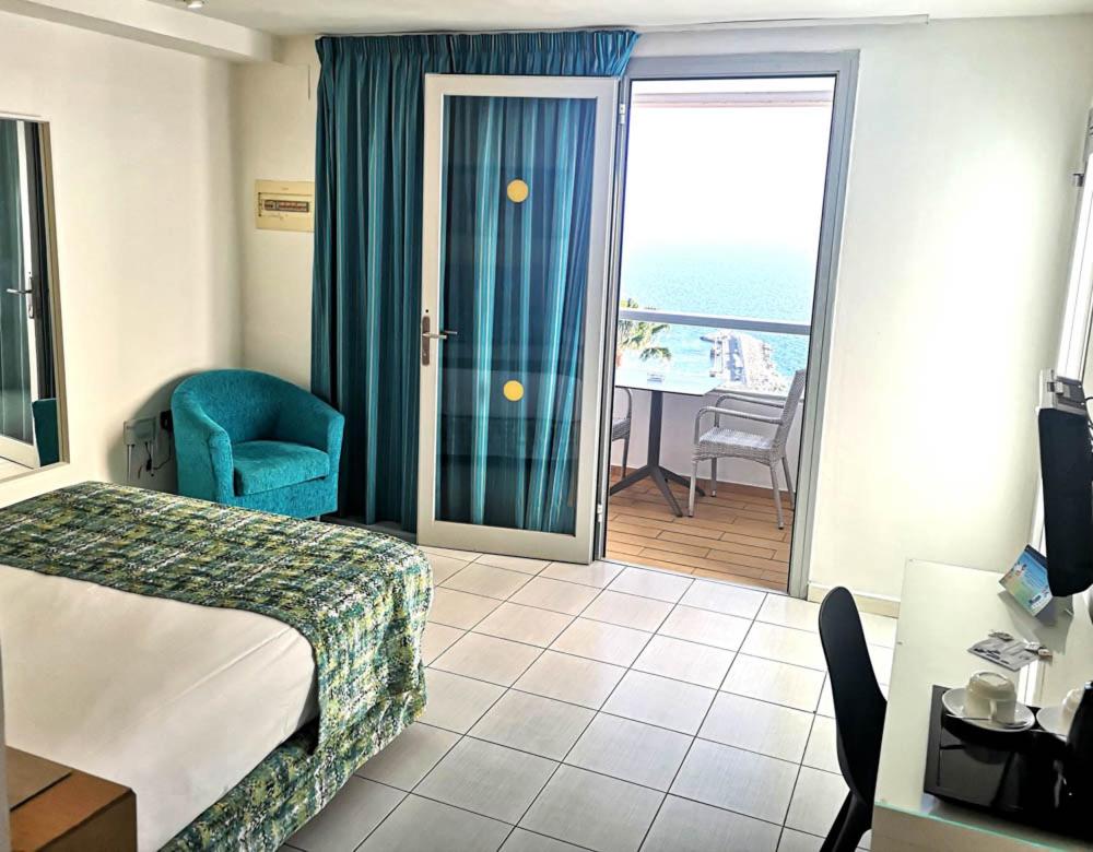 Classic Double room with small balcony