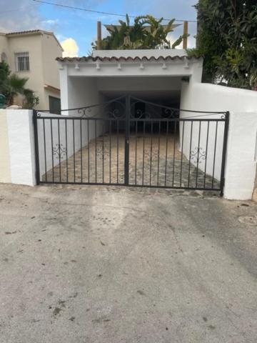 Villa photo 2