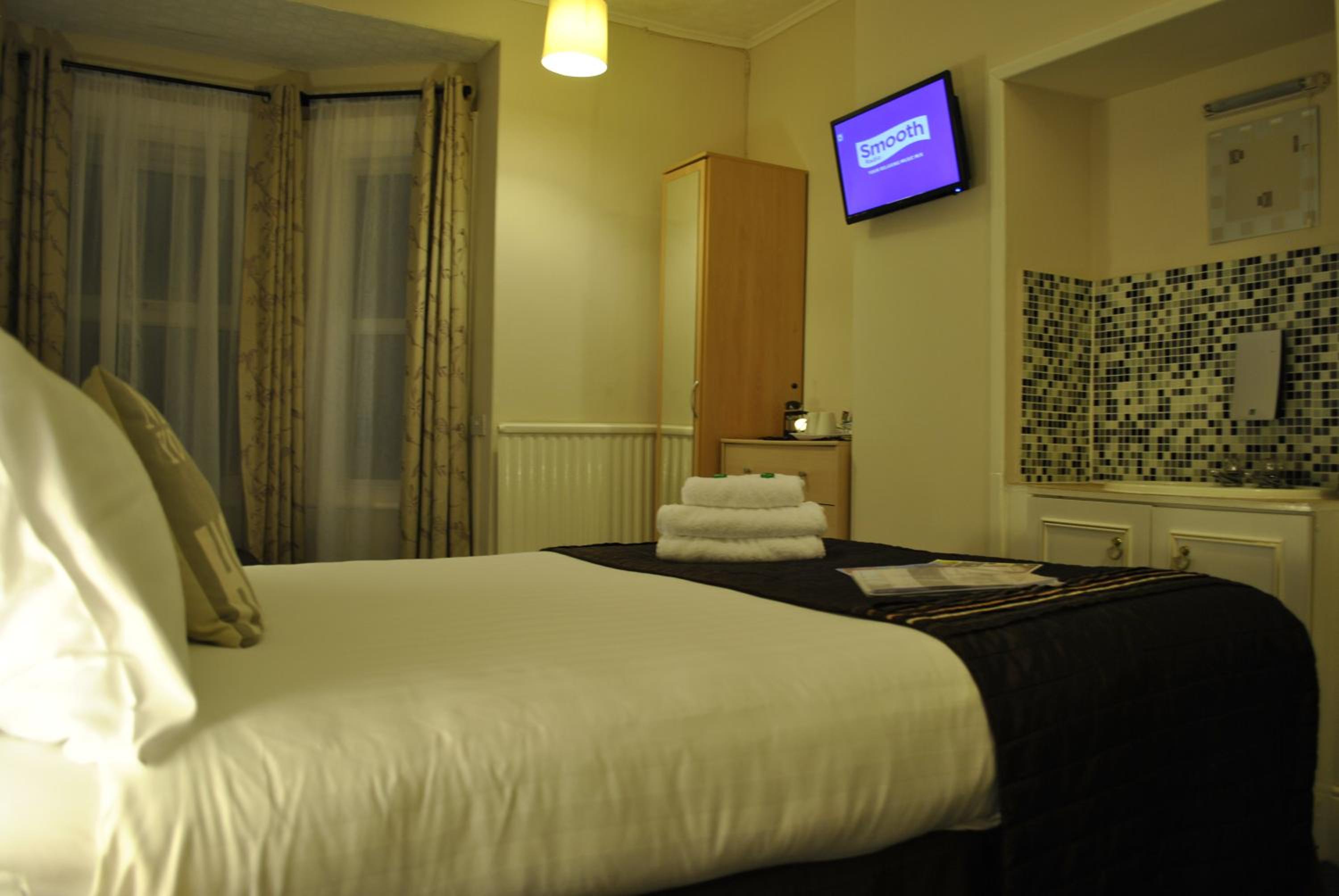 Superior Double Room with Sea View - Photo 4