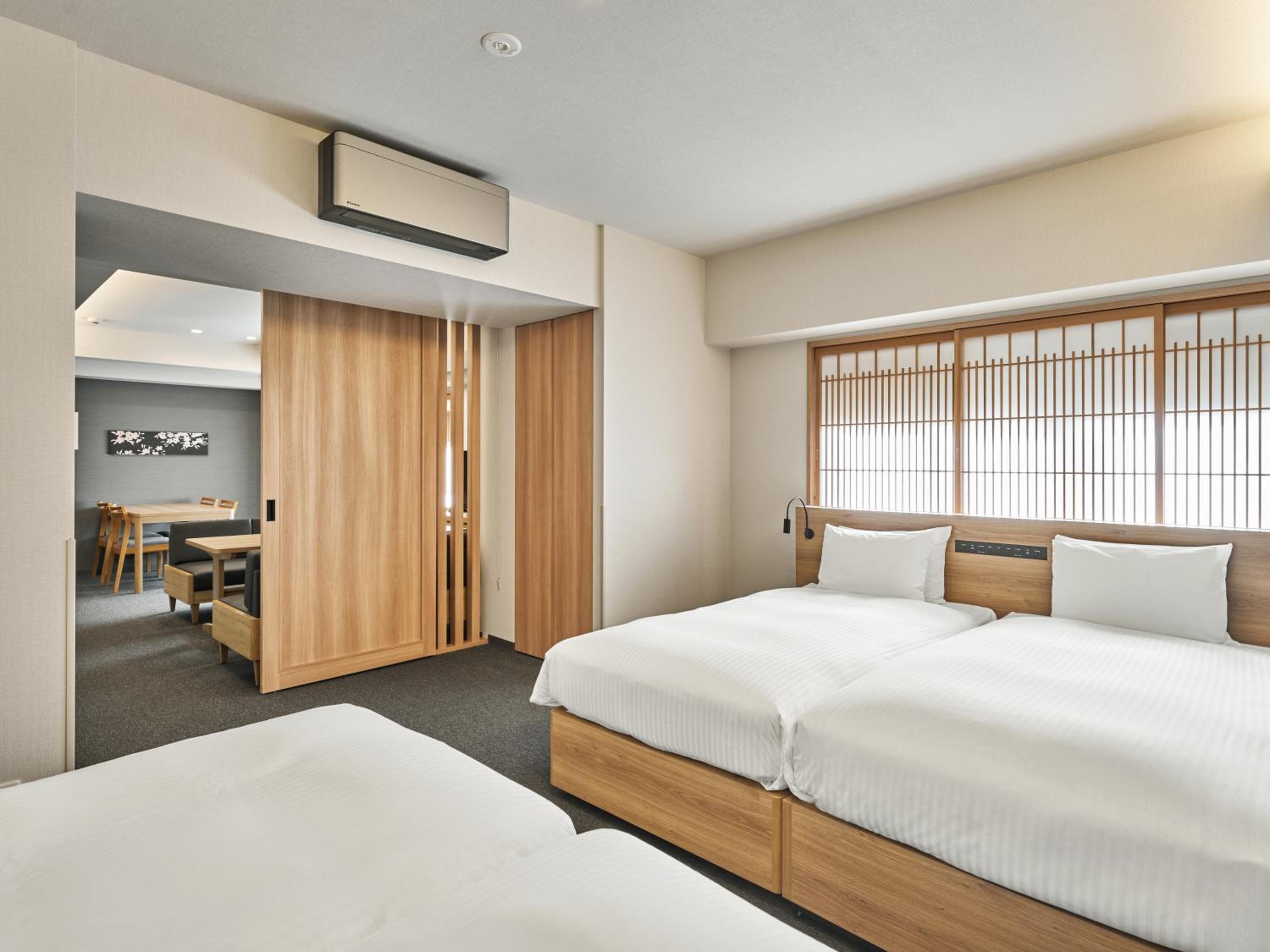 One Bedroom Apartment (4 Single-Beds)