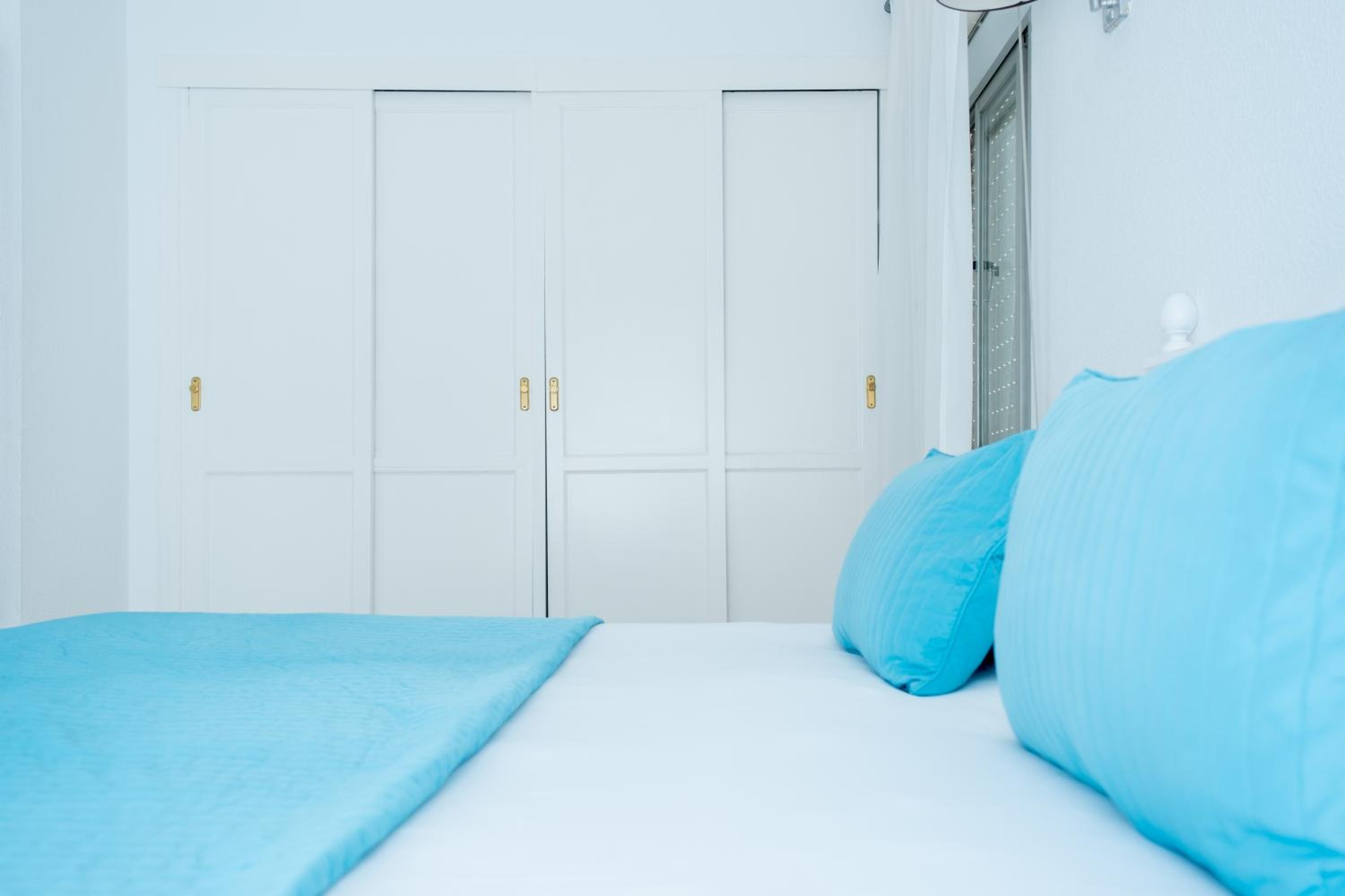 Double or Twin Room - Photo 8