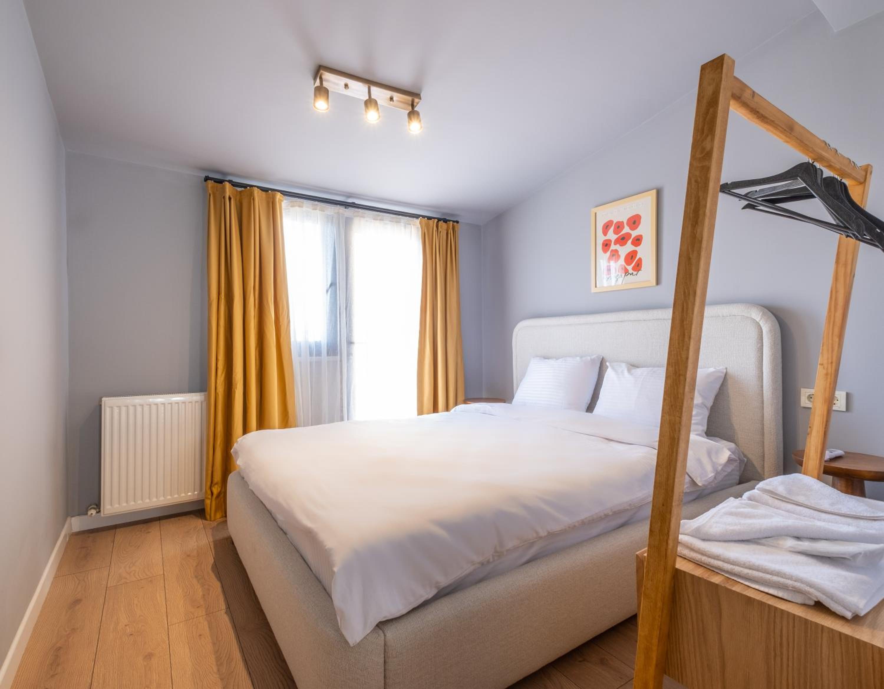 Two-Bedroom Apartment with Balcony photo 1