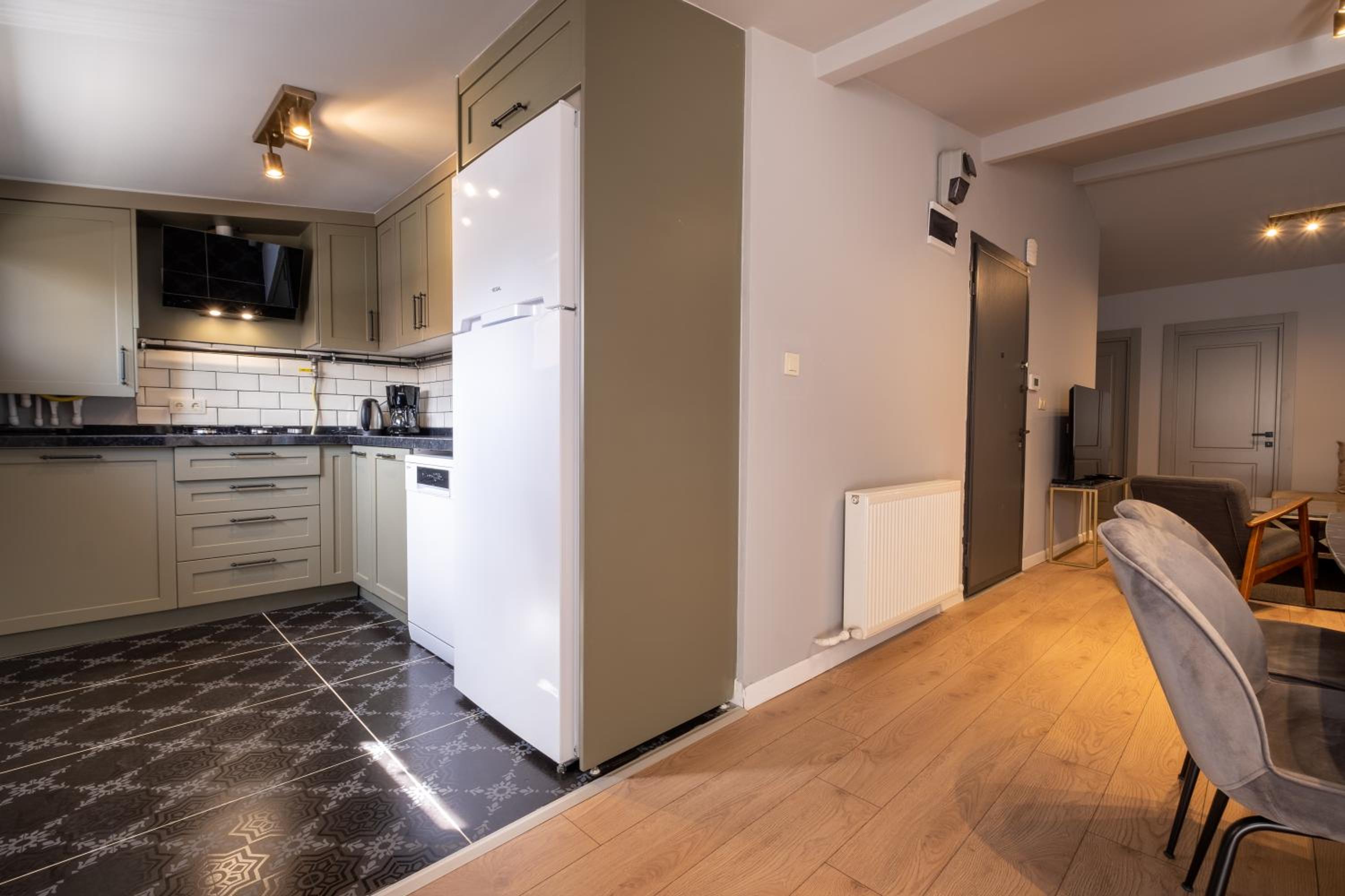 Two-Bedroom Apartment with Balcony photo 3