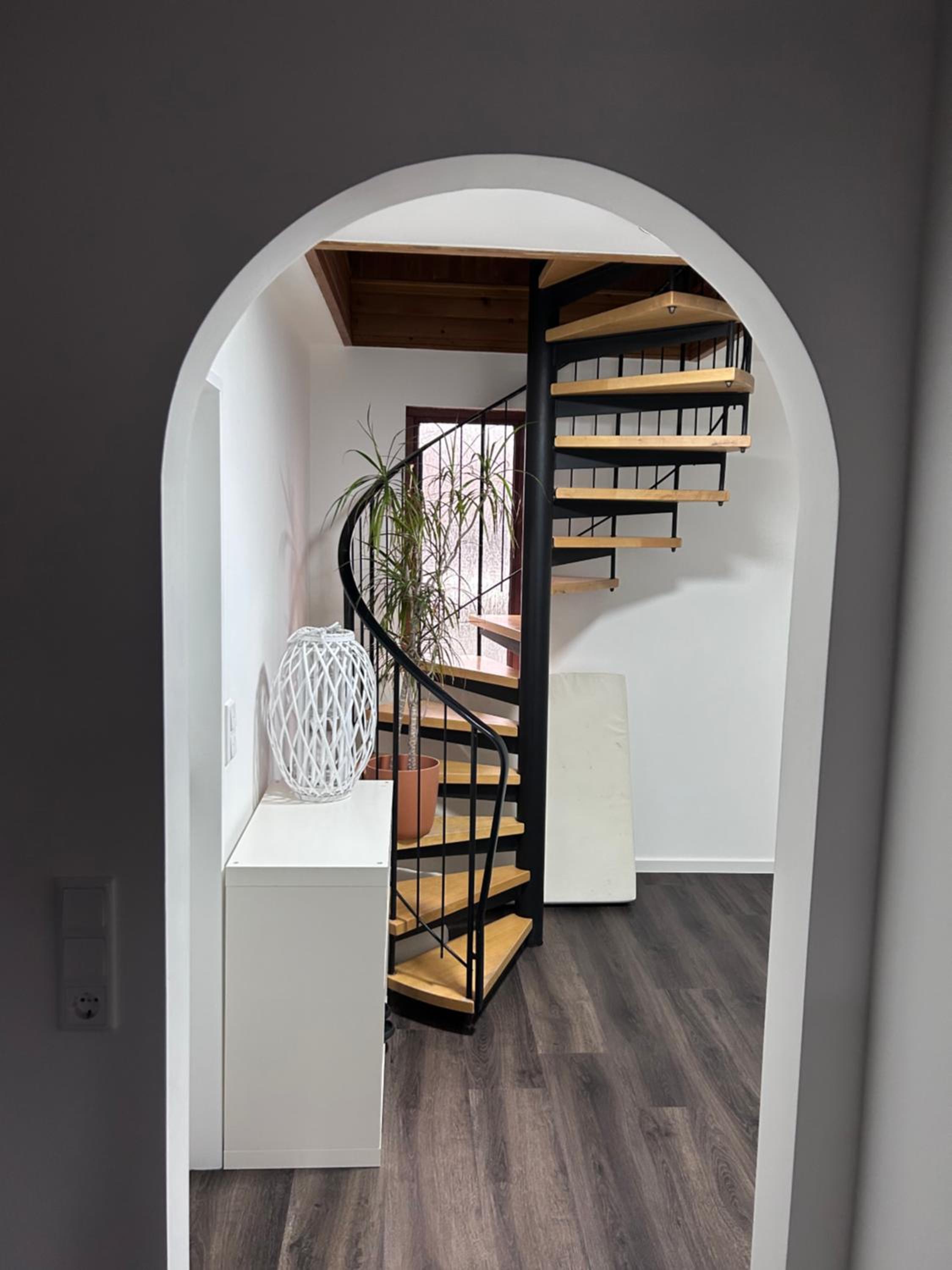 Apartment with Terrace - Photo 20